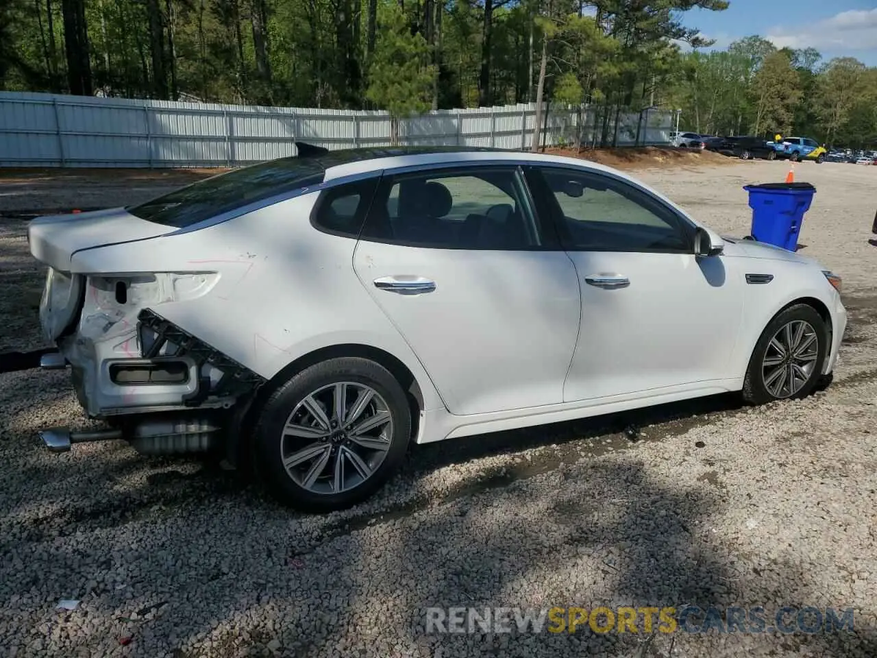 3 fotografías del automóvil dañado 5XXGU4L17LG414555 KIA OPTIMA 2020