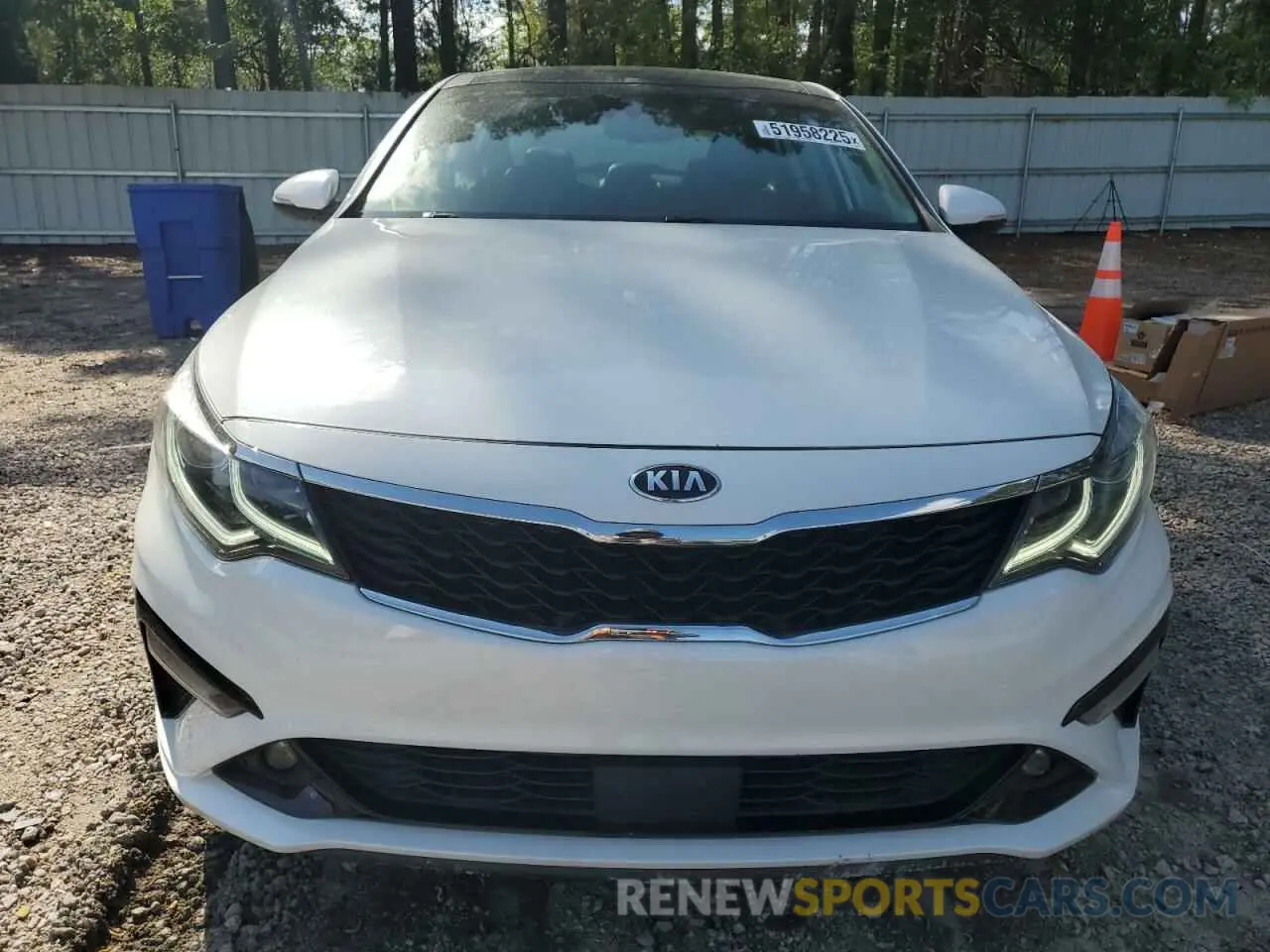 5 fotografías del automóvil dañado 5XXGU4L17LG414555 KIA OPTIMA 2020