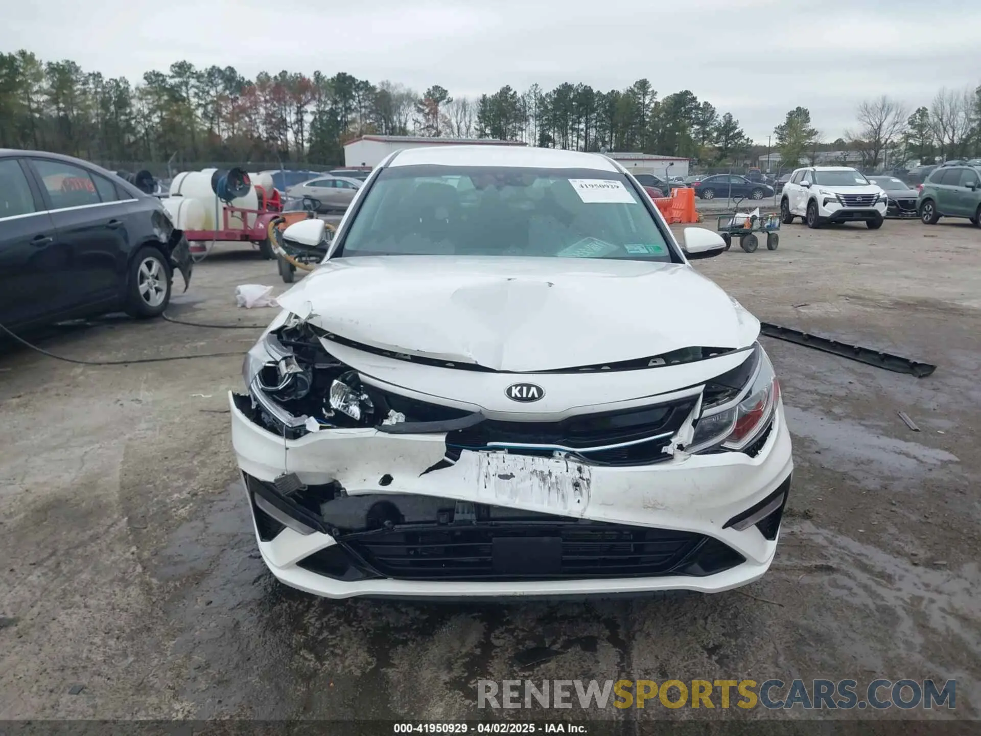 11 fotografías del automóvil dañado KNAGU4LE8L5037352 KIA OPTIMA HYBRID 2020