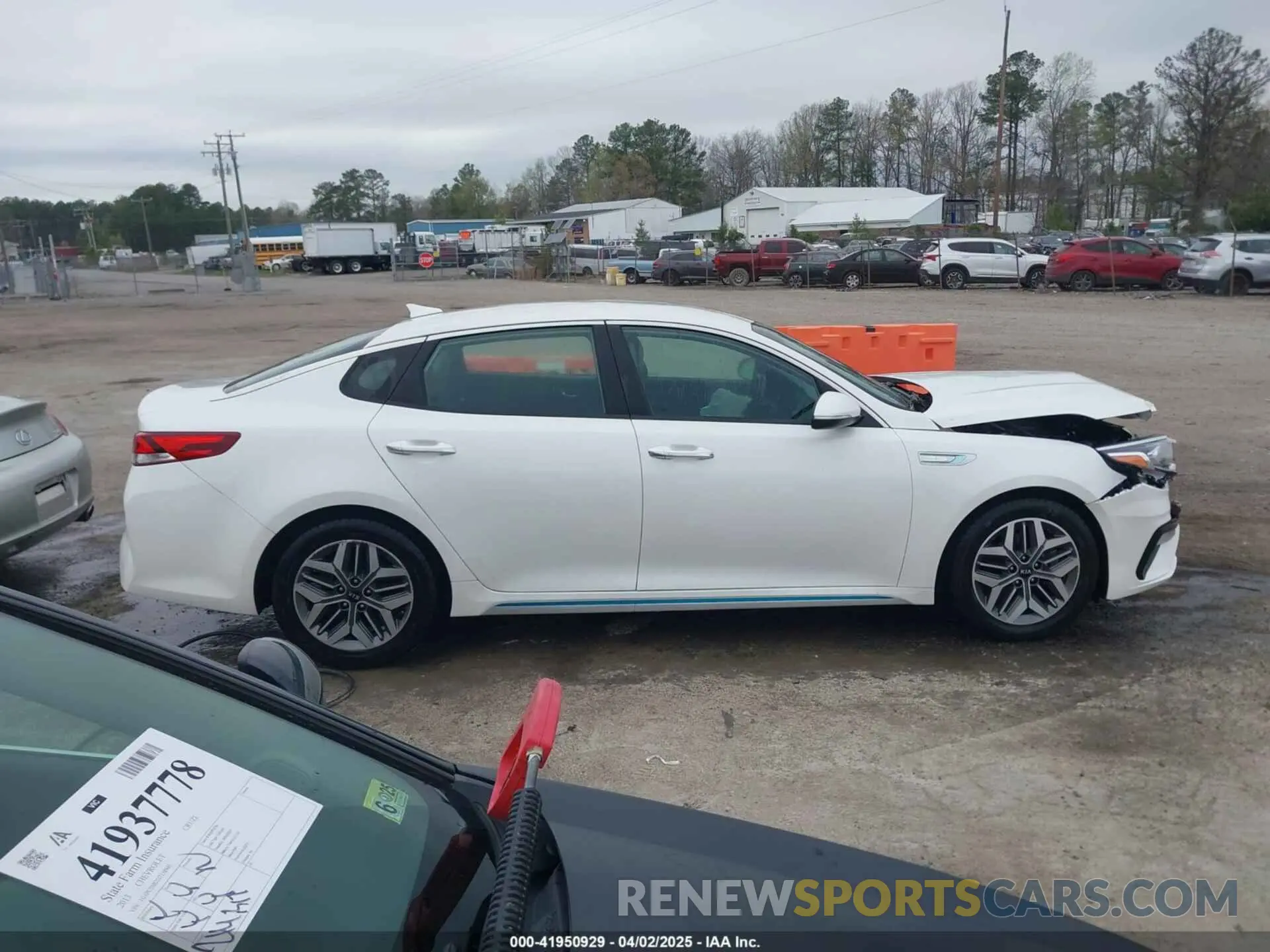12 fotografías del automóvil dañado KNAGU4LE8L5037352 KIA OPTIMA HYBRID 2020