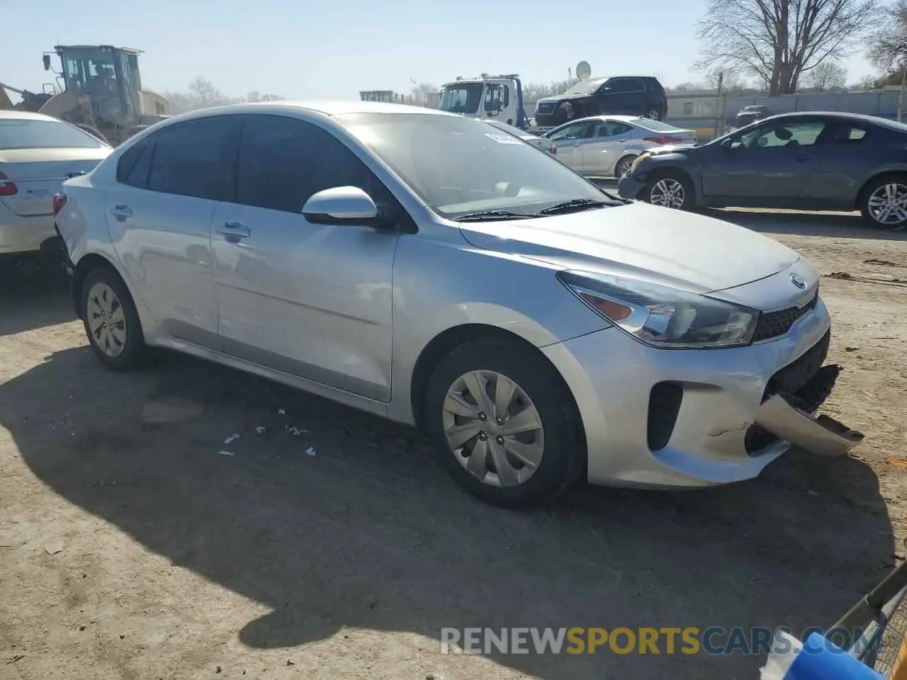 4 fotografías del automóvil dañado 3KPA24AB0KE158063 KIA RIO 2019