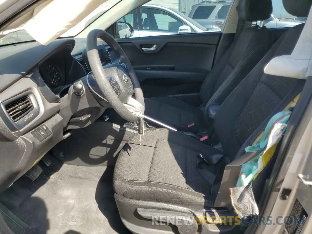 7 fotografías del automóvil dañado 3KPA24AB0KE158063 KIA RIO 2019