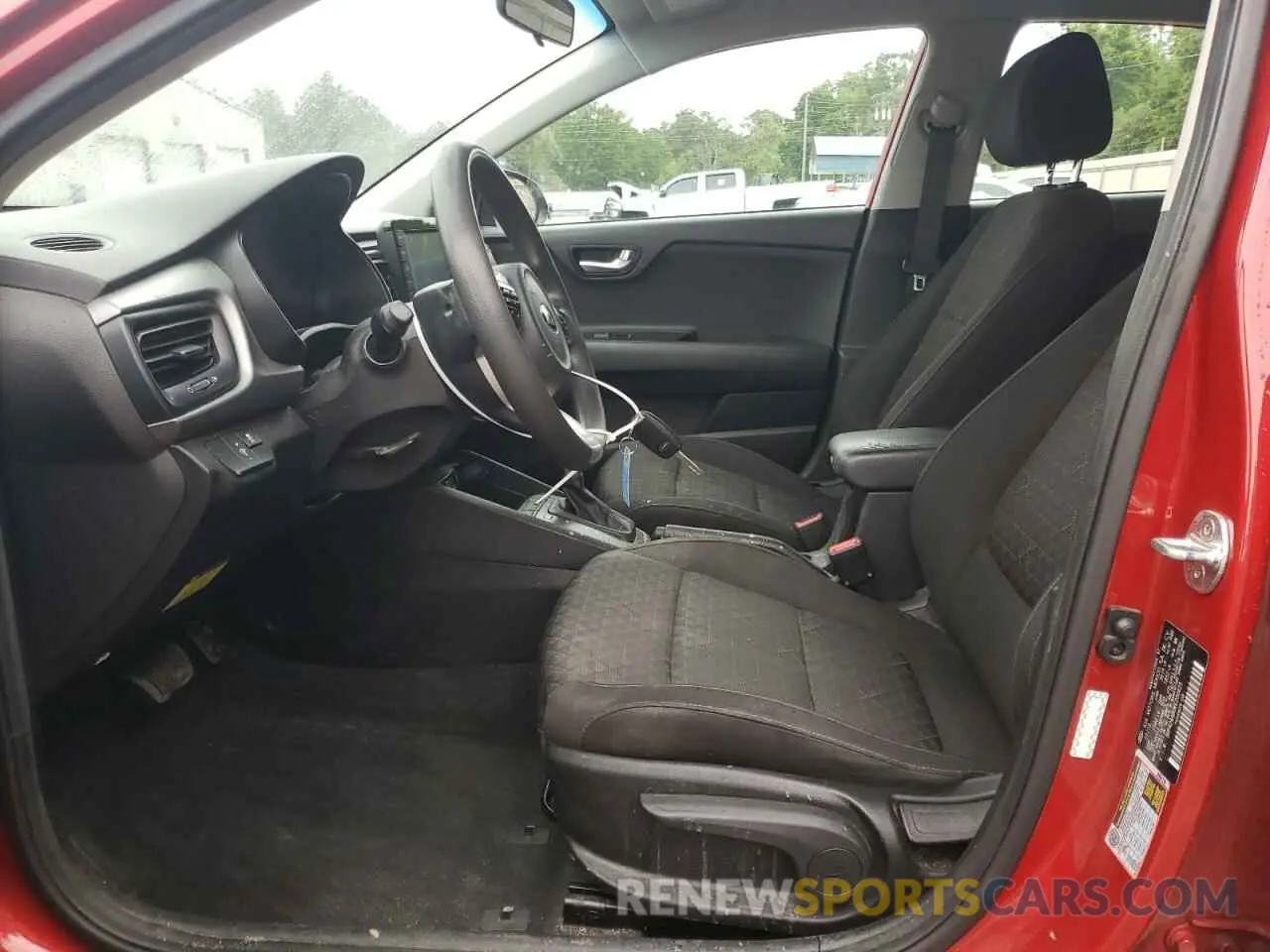 7 fotografías del automóvil dañado 3KPA24AB0KE200425 KIA RIO 2019