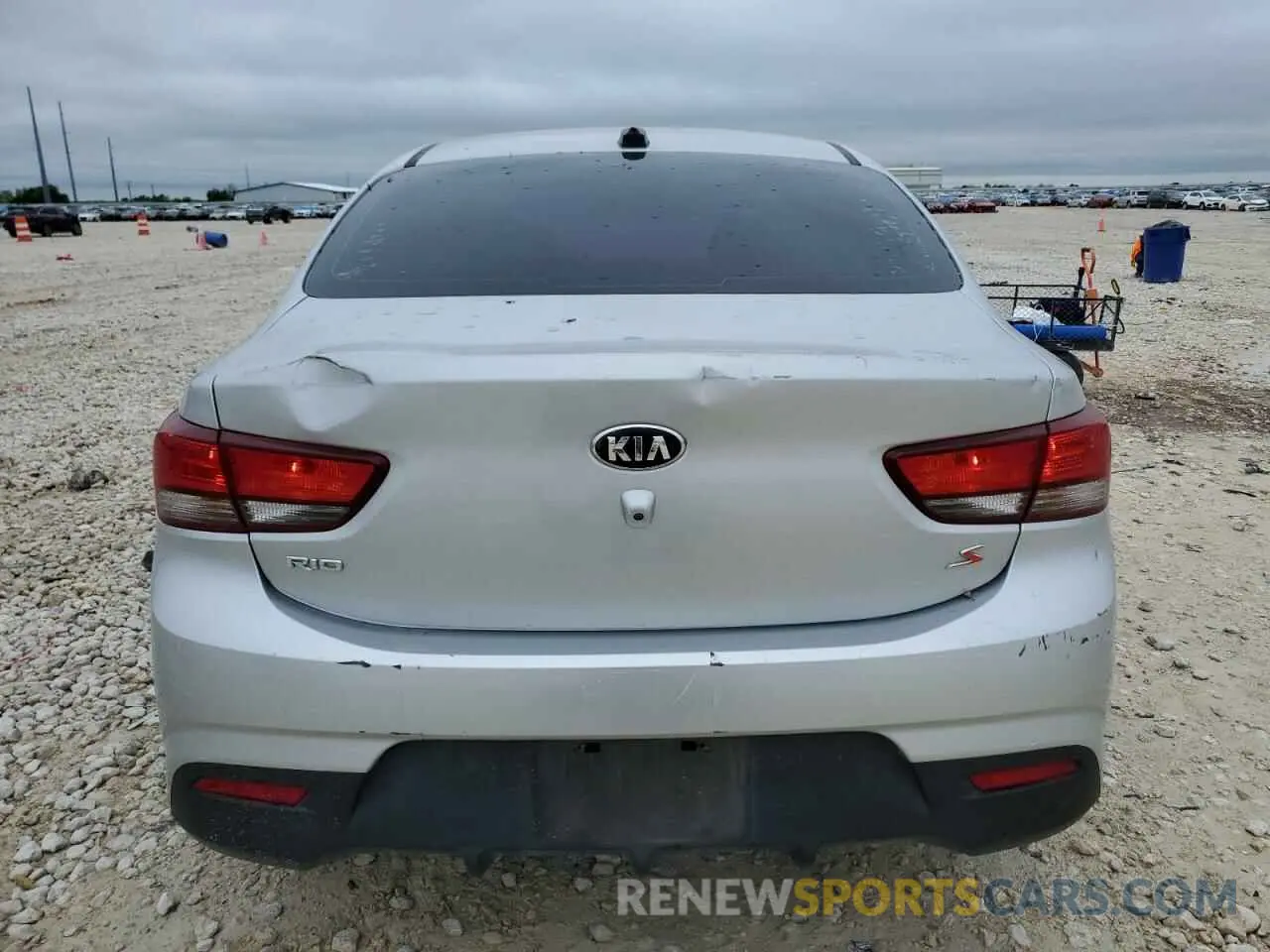 6 fotografías del automóvil dañado 3KPA24AB0KE205320 KIA RIO 2019