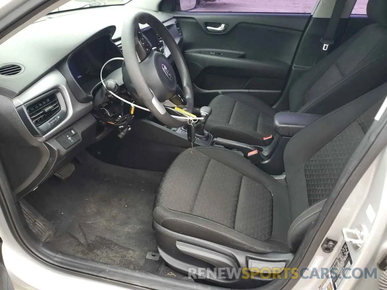 7 fotografías del automóvil dañado 3KPA24AB0KE205320 KIA RIO 2019