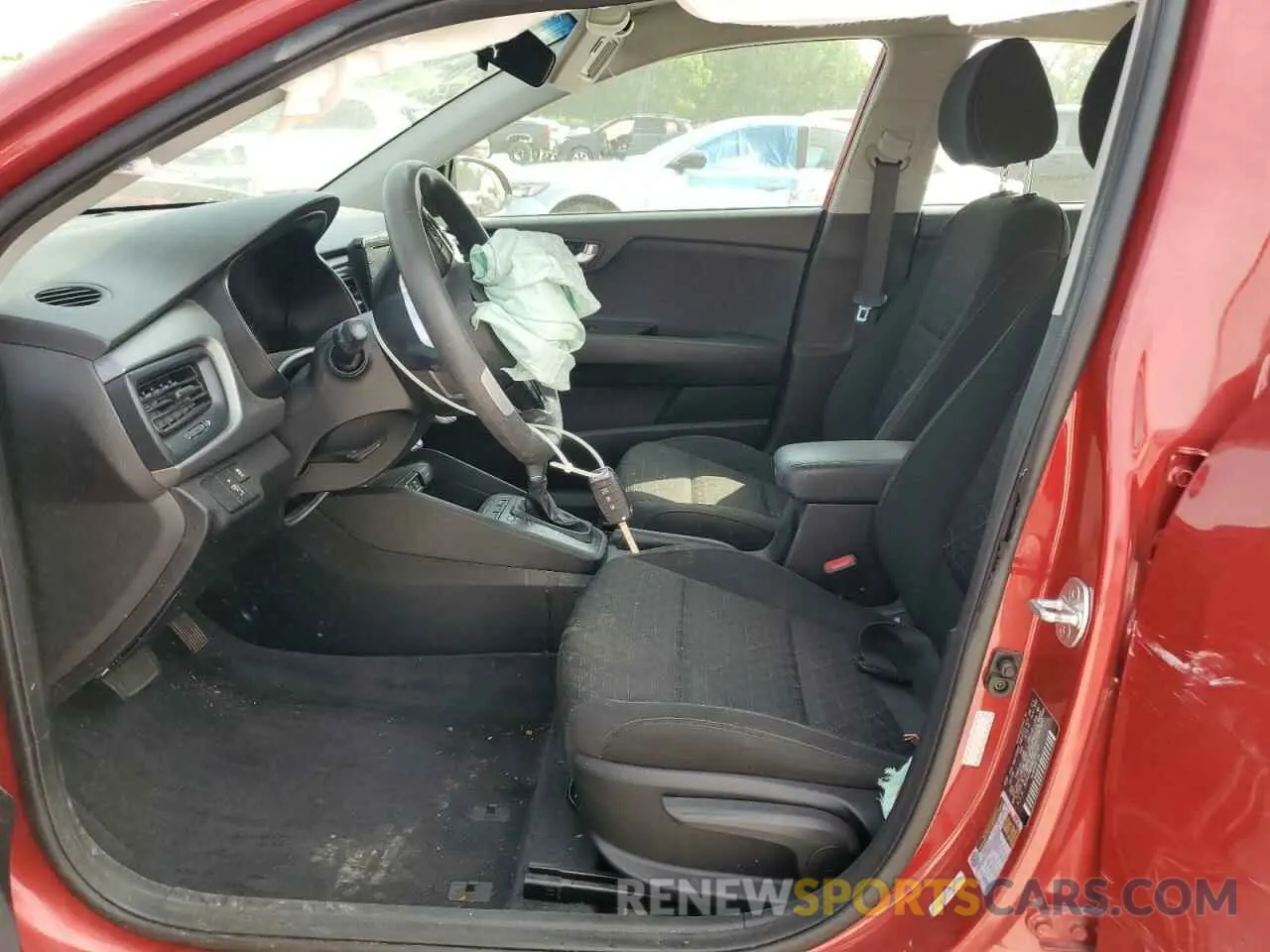 7 fotografías del automóvil dañado 3KPA24AB1KE200725 KIA RIO 2019