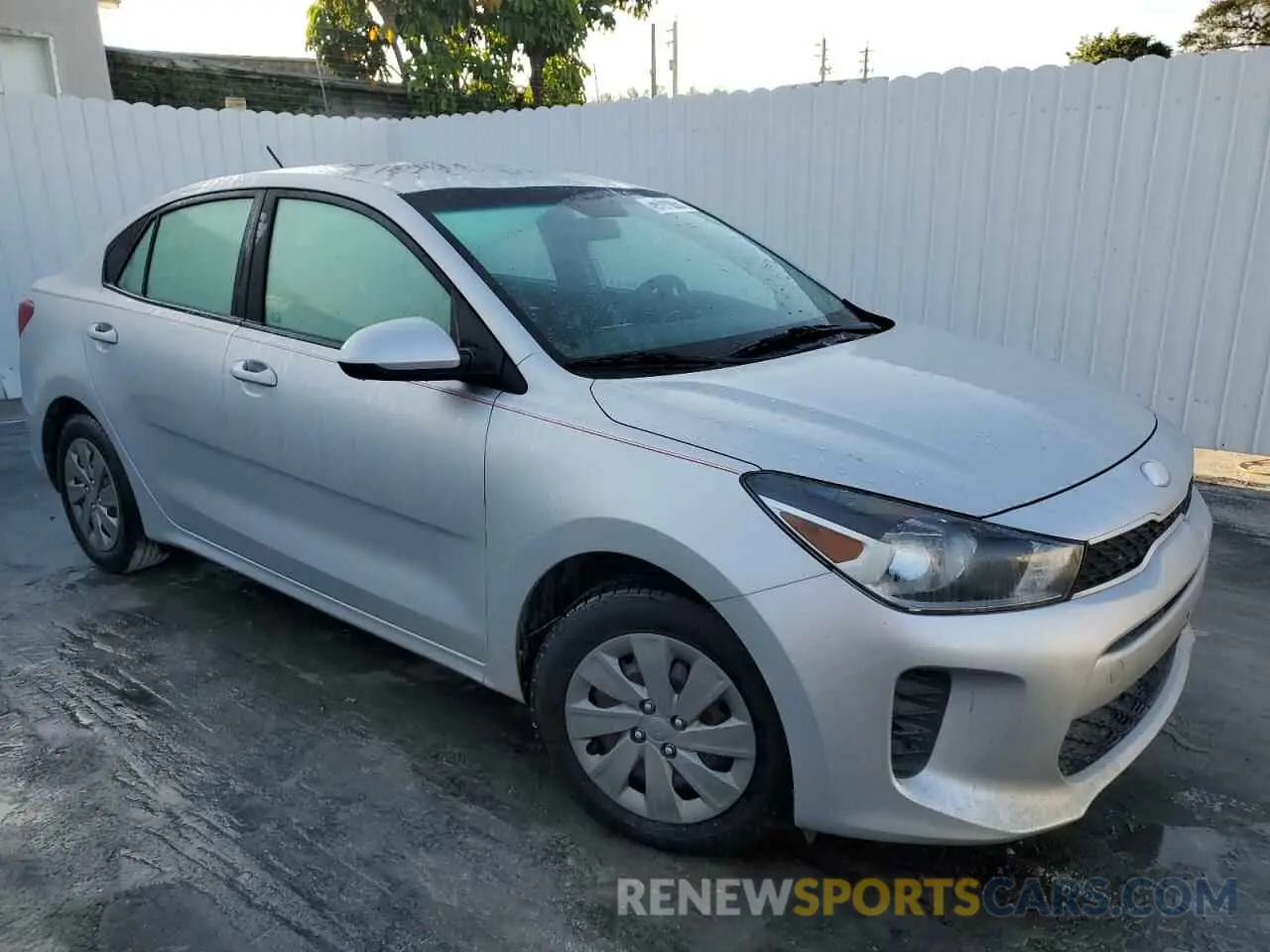 4 fotografías del automóvil dañado 3KPA24AB1KE209330 KIA RIO 2019
