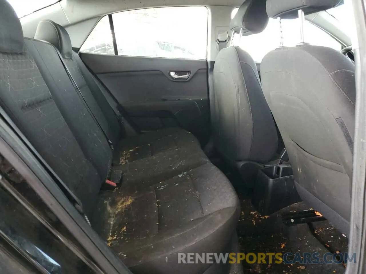 10 fotografías del automóvil dañado 3KPA24AB1KE221221 KIA RIO 2019