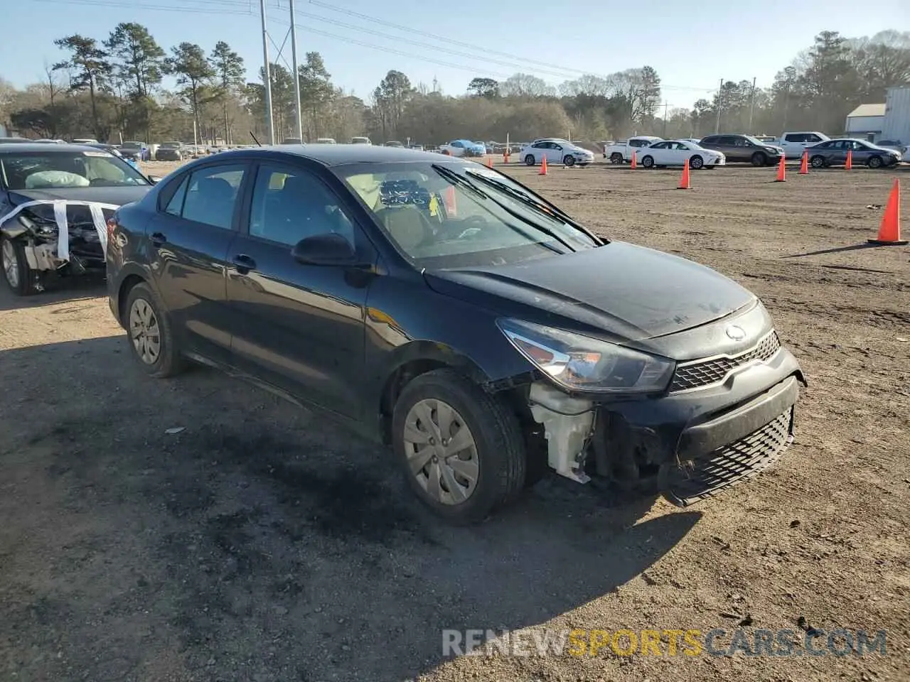 4 fotografías del automóvil dañado 3KPA24AB1KE227889 KIA RIO 2019