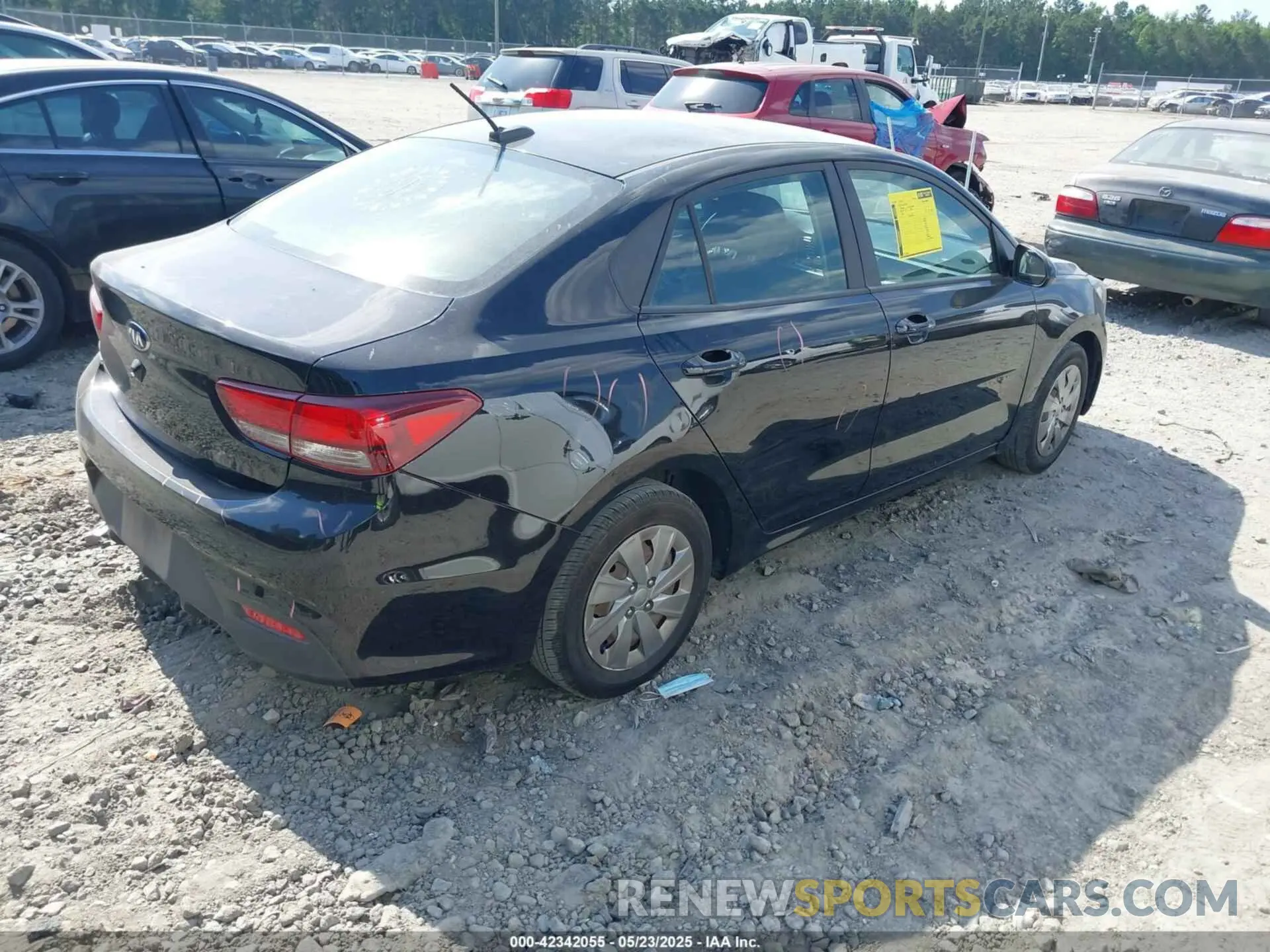 4 fotografías del automóvil dañado 3KPA24AB1KE252274 KIA RIO 2019
