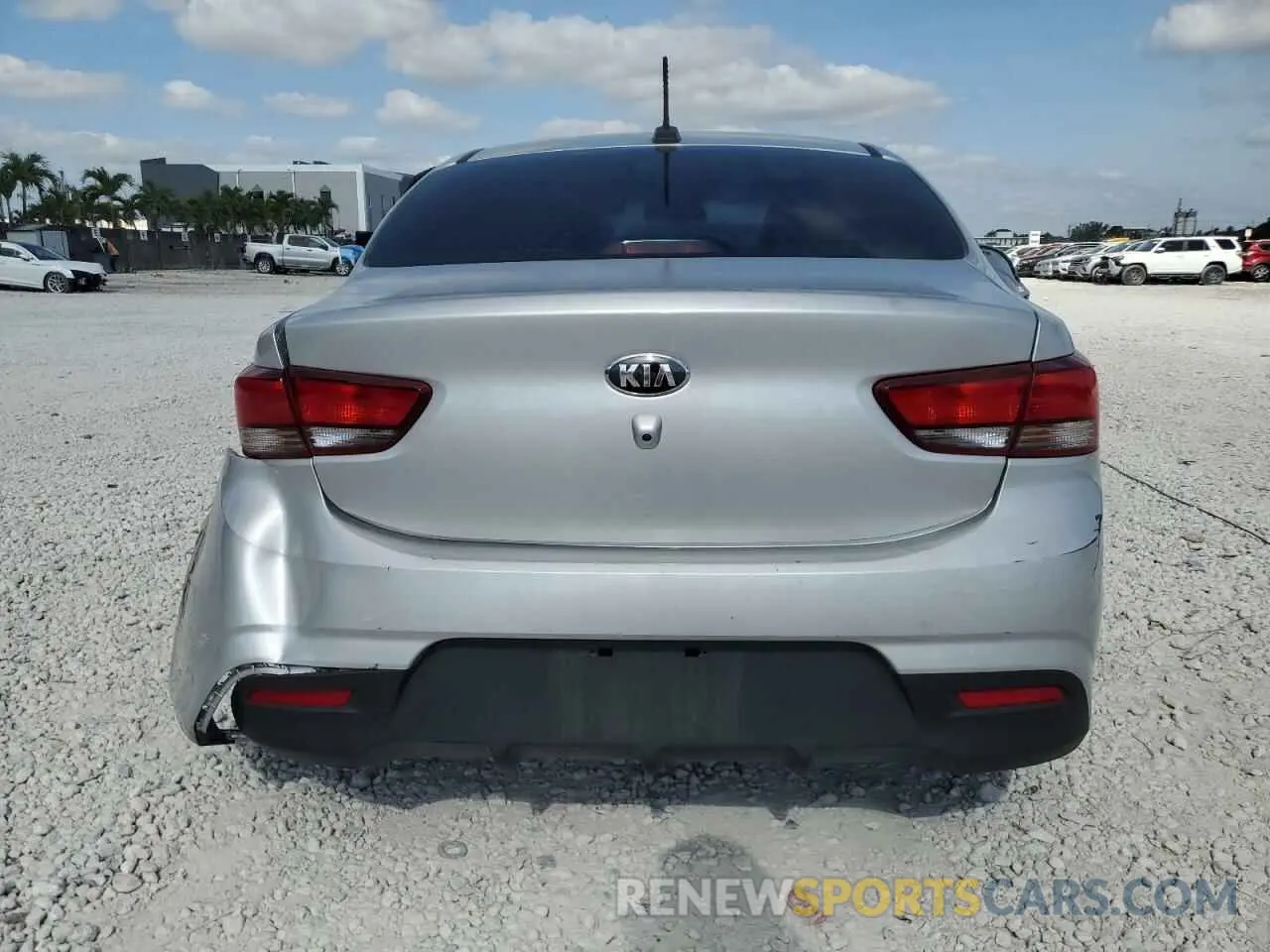 6 fotografías del automóvil dañado 3KPA24AB2KE187919 KIA RIO 2019