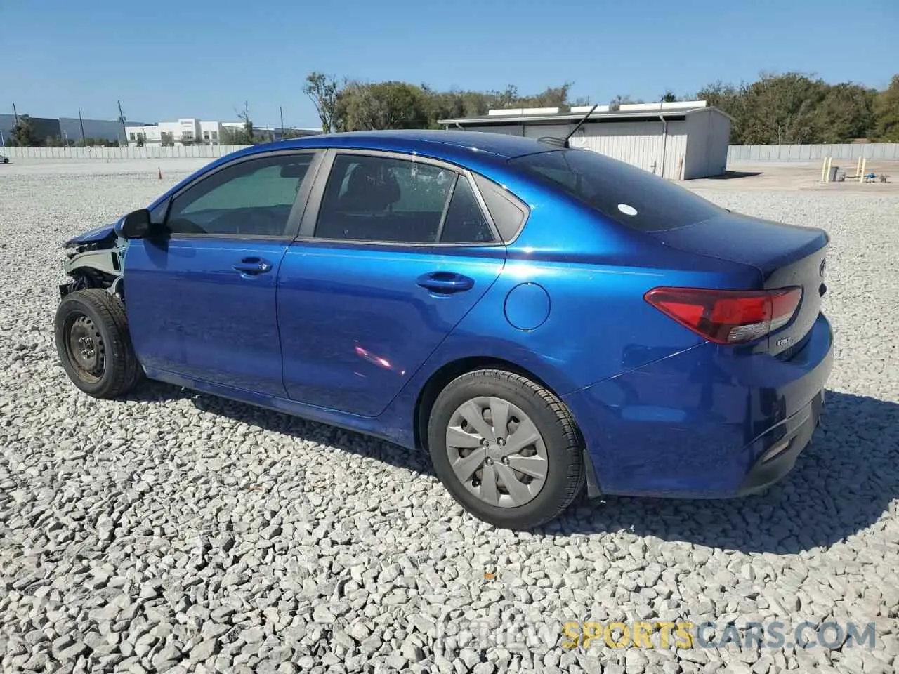 2 fotografías del automóvil dañado 3KPA24AB2KE217985 KIA RIO 2019