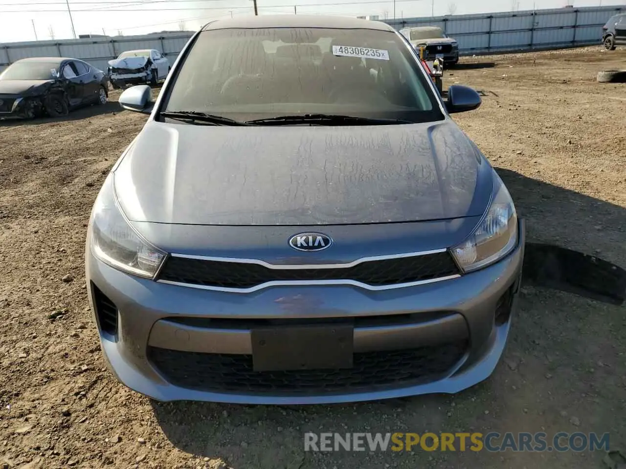 5 fotografías del automóvil dañado 3KPA24AB3KE202136 KIA RIO 2019
