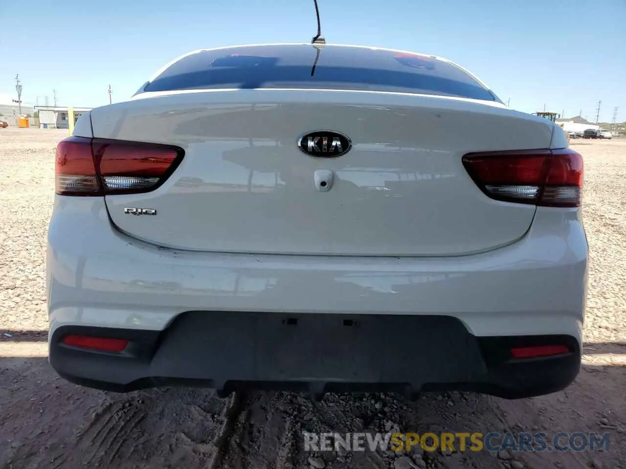 6 fotografías del automóvil dañado 3KPA24AB3KE247349 KIA RIO 2019