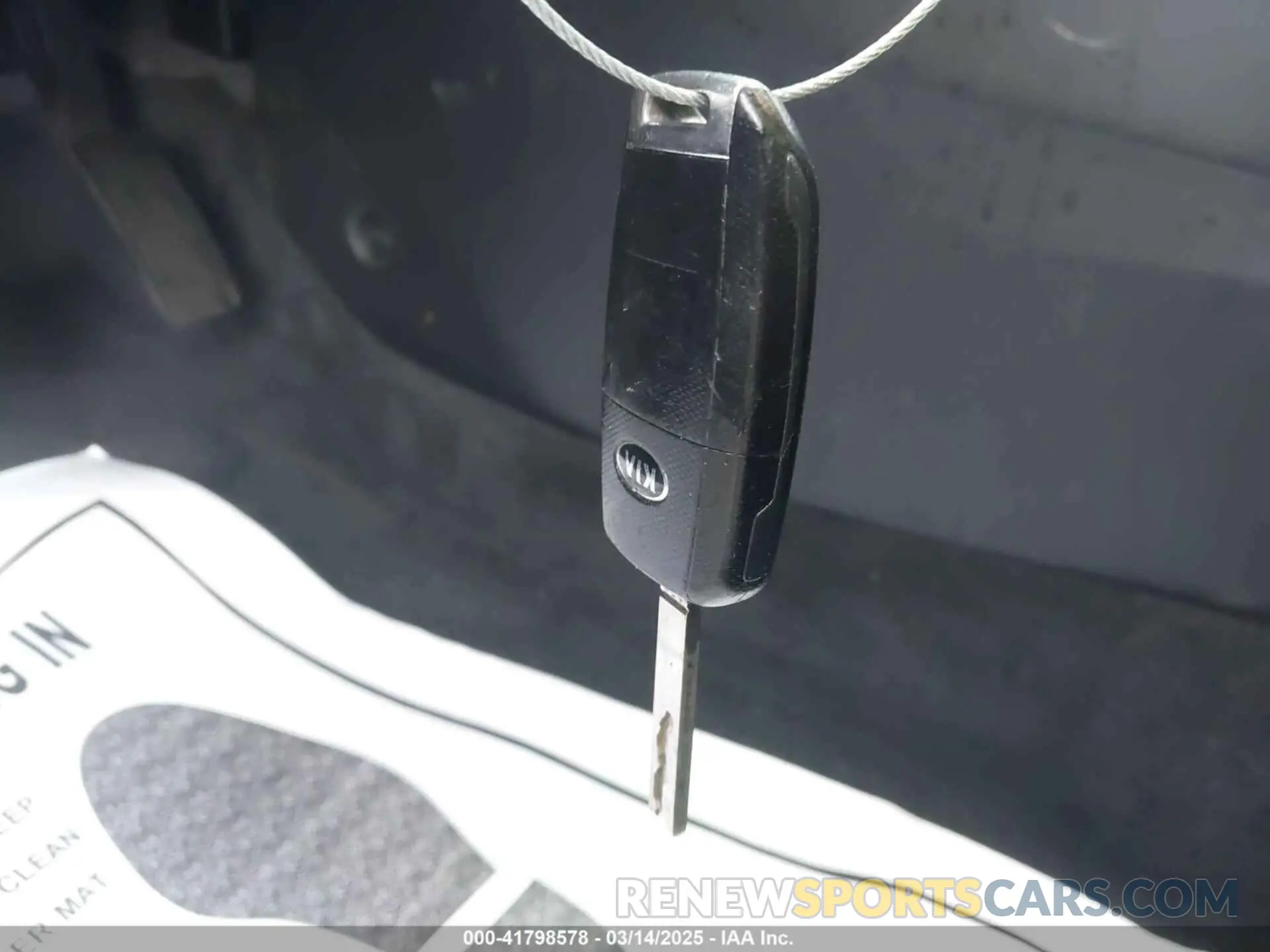 11 fotografías del automóvil dañado 3KPA24AB4KE177733 KIA RIO 2019