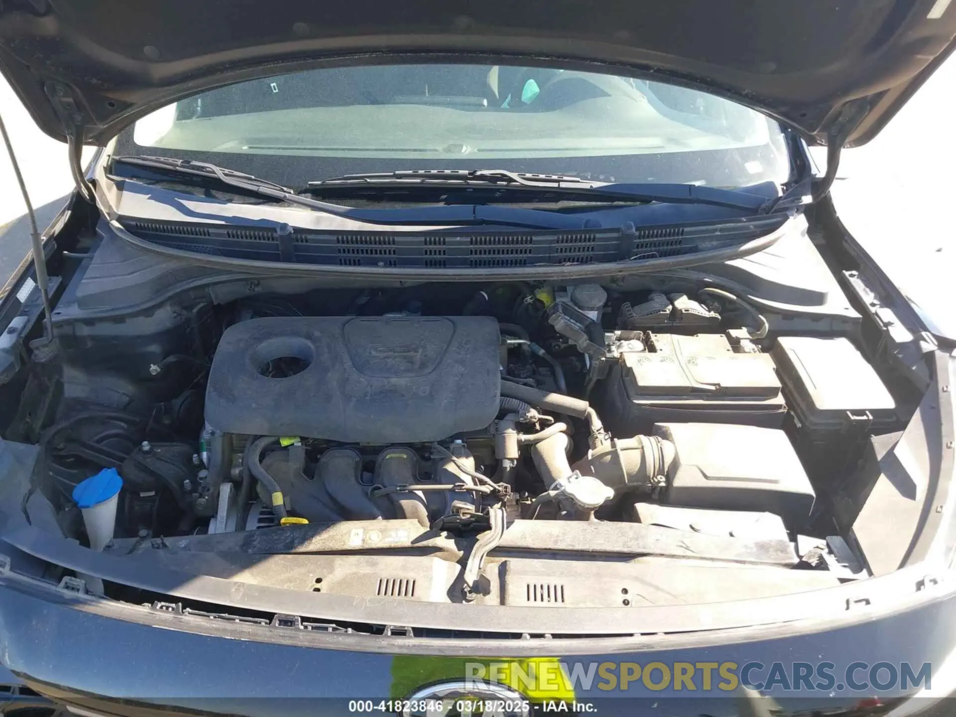 10 fotografías del automóvil dañado 3KPA24AB4KE200637 KIA RIO 2019