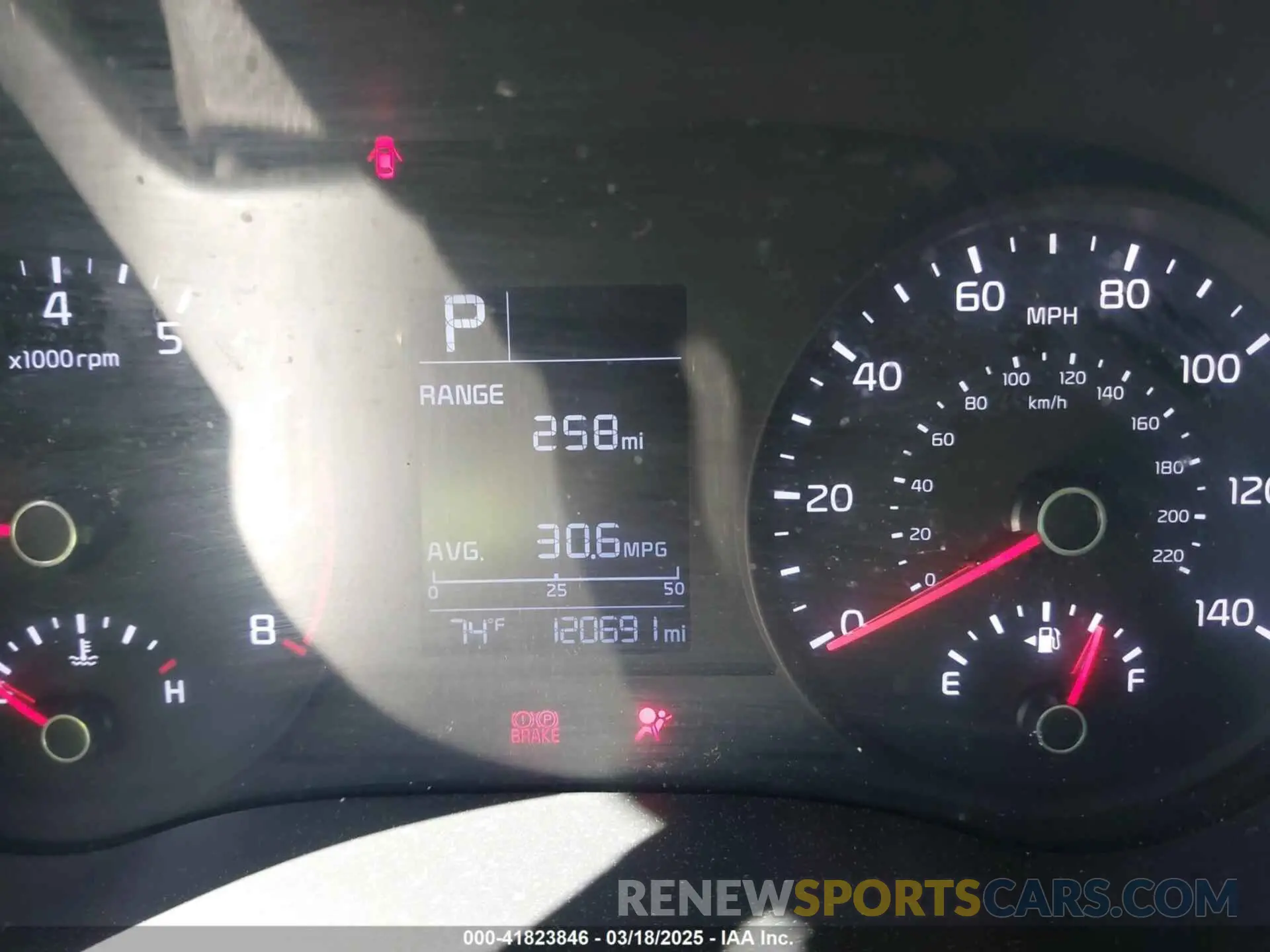15 fotografías del automóvil dañado 3KPA24AB4KE200637 KIA RIO 2019