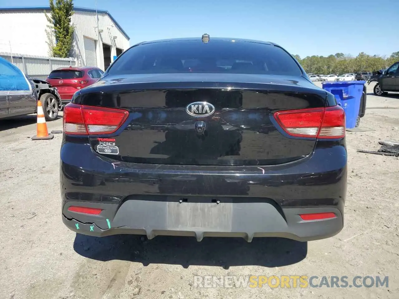 6 fotografías del automóvil dañado 3KPA24AB4KE247716 KIA RIO 2019