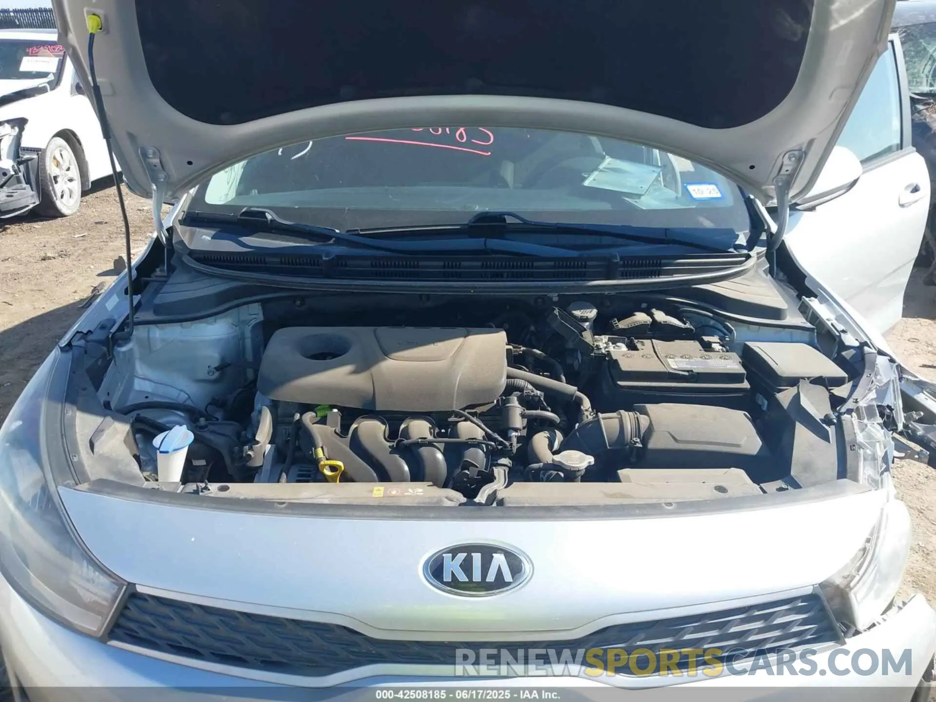 10 fotografías del automóvil dañado 3KPA24AB5KE161363 KIA RIO 2019