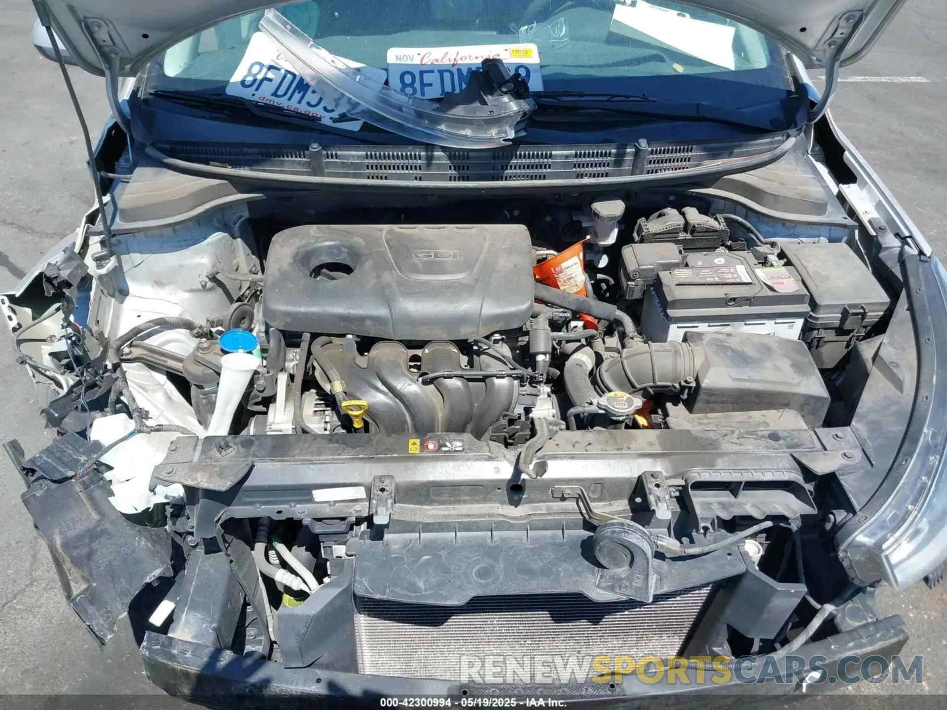 10 fotografías del automóvil dañado 3KPA24AB6KE166894 KIA RIO 2019
