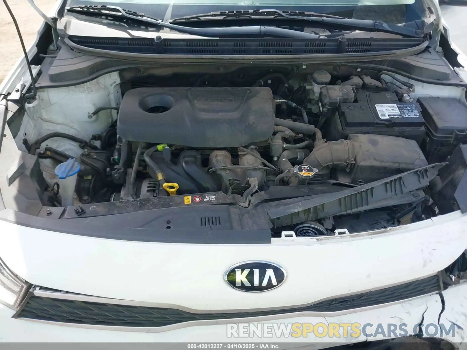 10 fotografías del automóvil dañado 3KPA24AB6KE216211 KIA RIO 2019