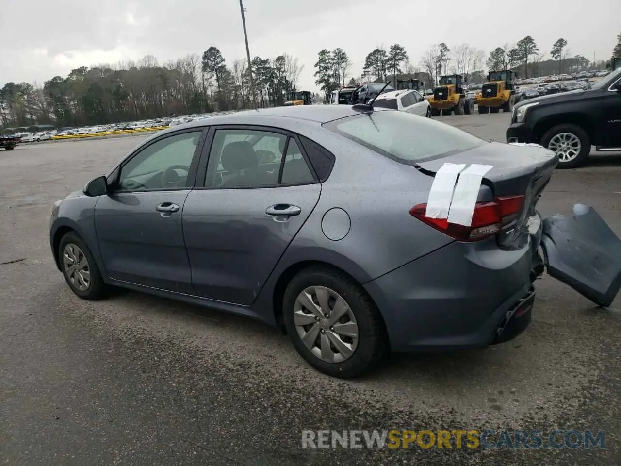 2 fotografías del automóvil dañado 3KPA24AB7KE222390 KIA RIO 2019