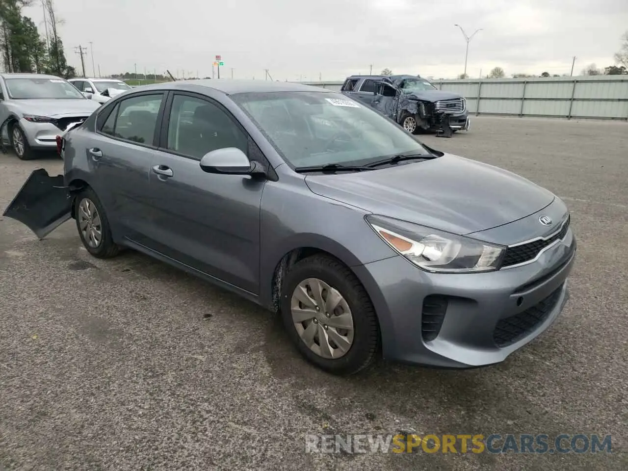 4 fotografías del automóvil dañado 3KPA24AB7KE222390 KIA RIO 2019