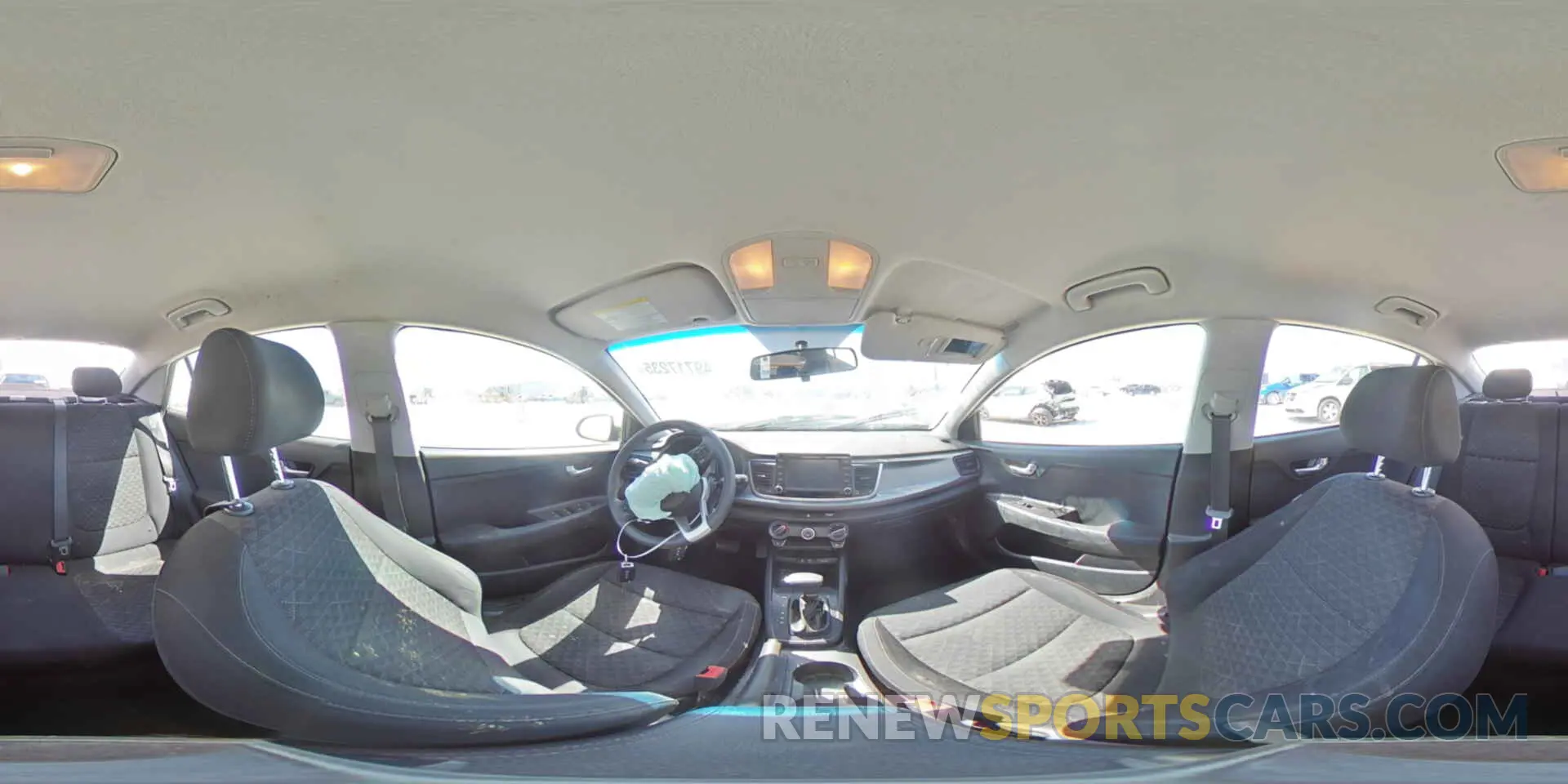 13 fotografías del automóvil dañado 3KPA24AB8KE208465 KIA RIO 2019