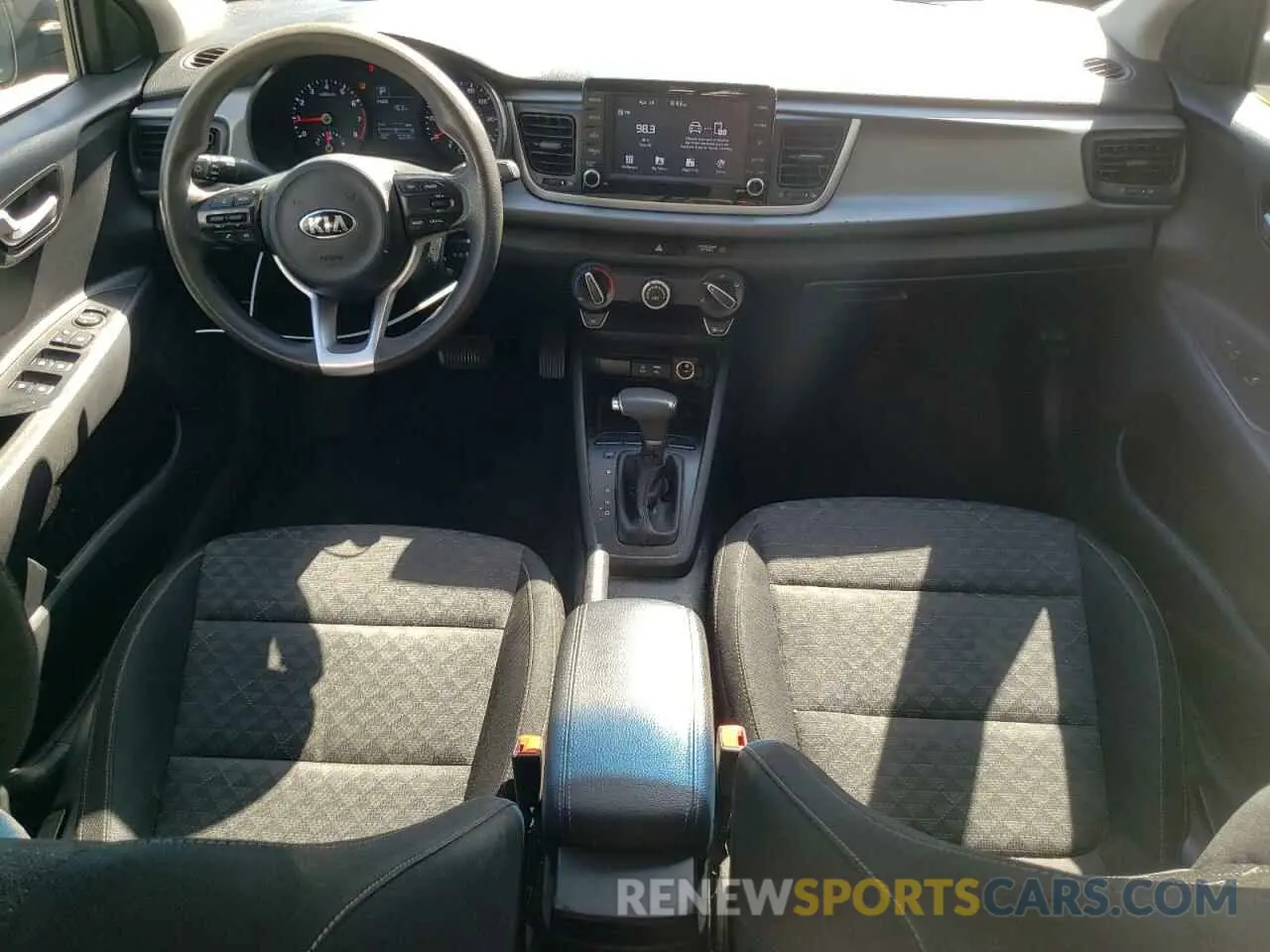 8 fotografías del automóvil dañado 3KPA24AB8KE233141 KIA RIO 2019