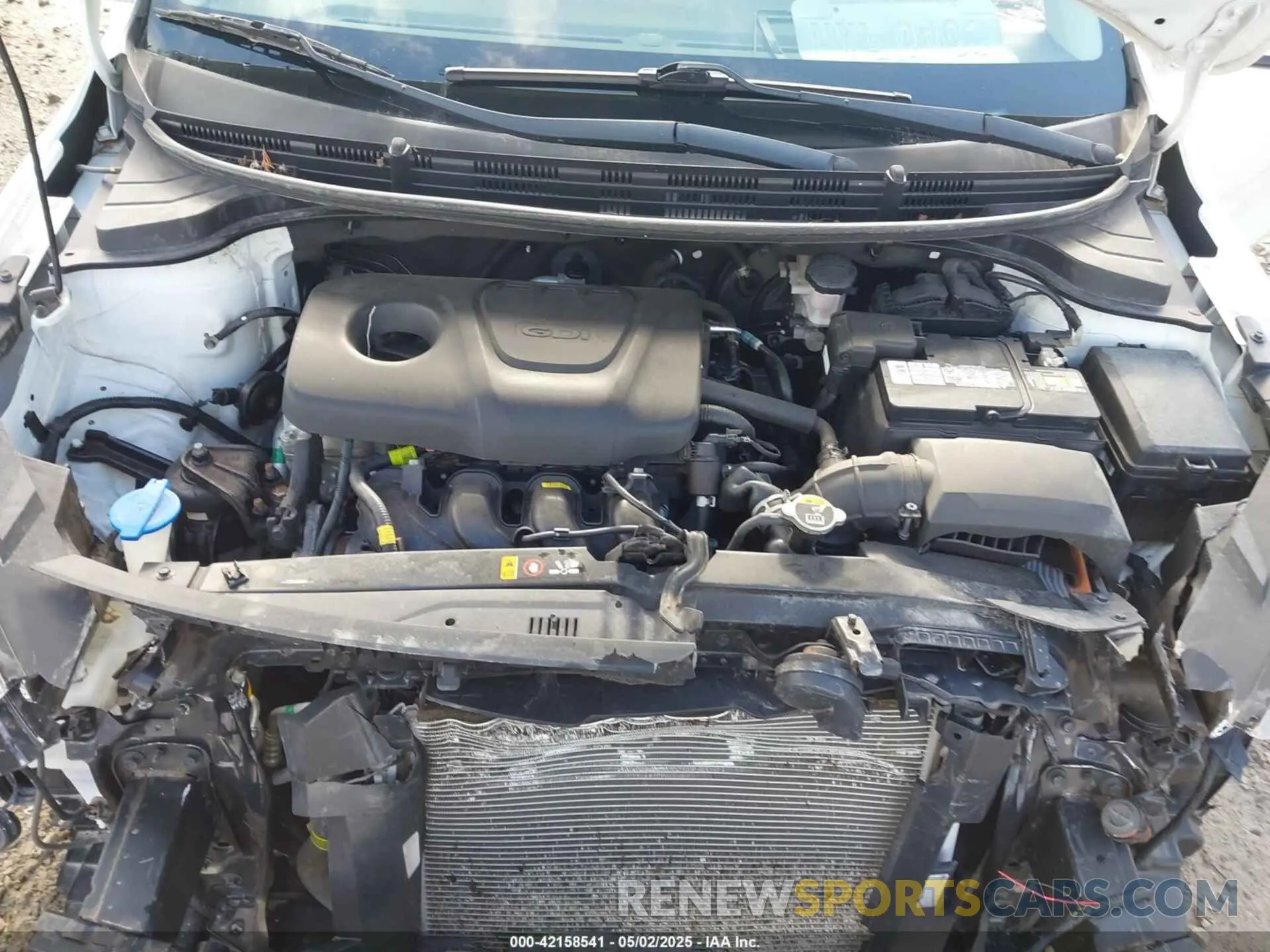 10 fotografías del automóvil dañado 3KPA24AB8KE233222 KIA RIO 2019