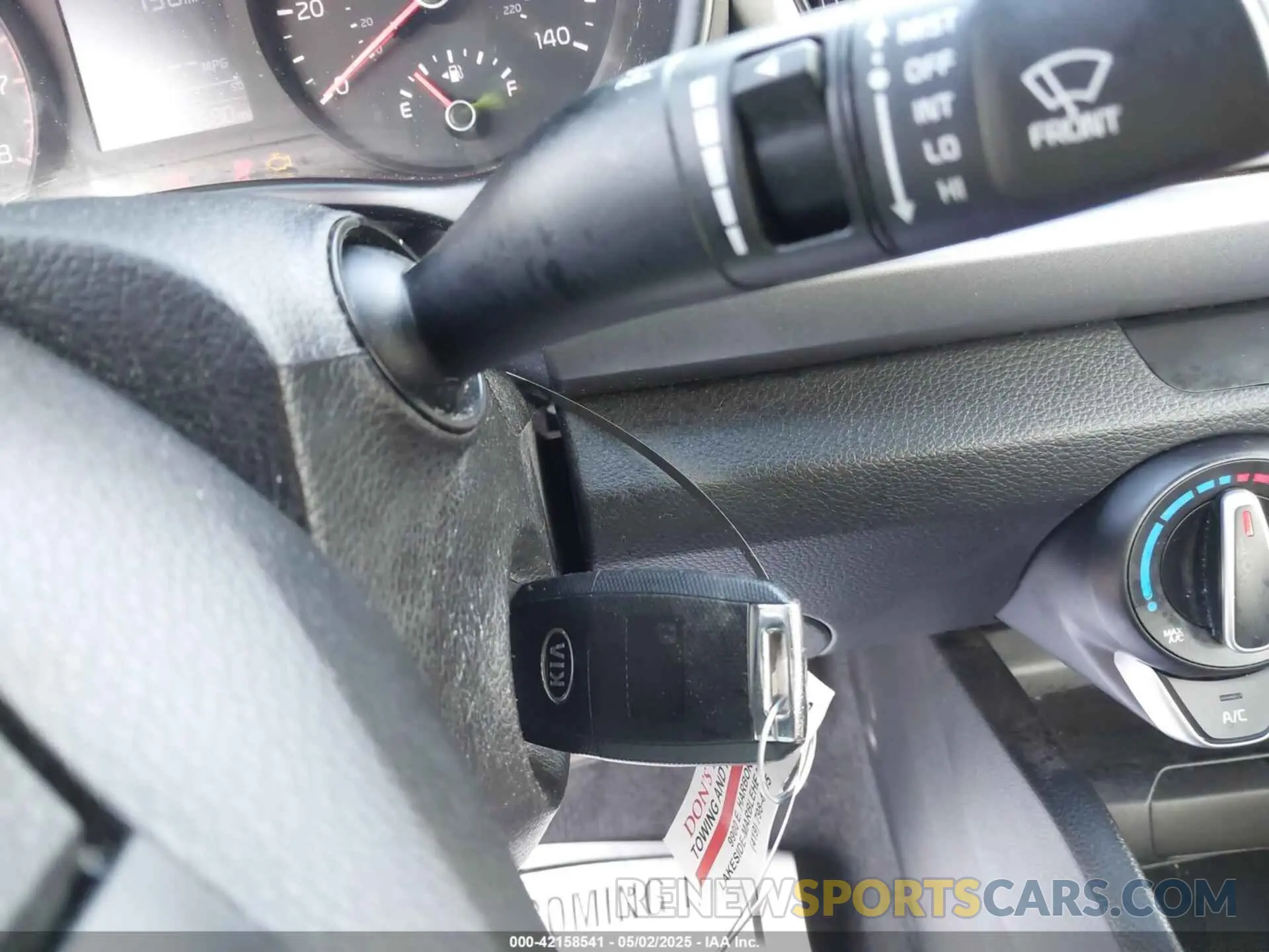 11 fotografías del automóvil dañado 3KPA24AB8KE233222 KIA RIO 2019