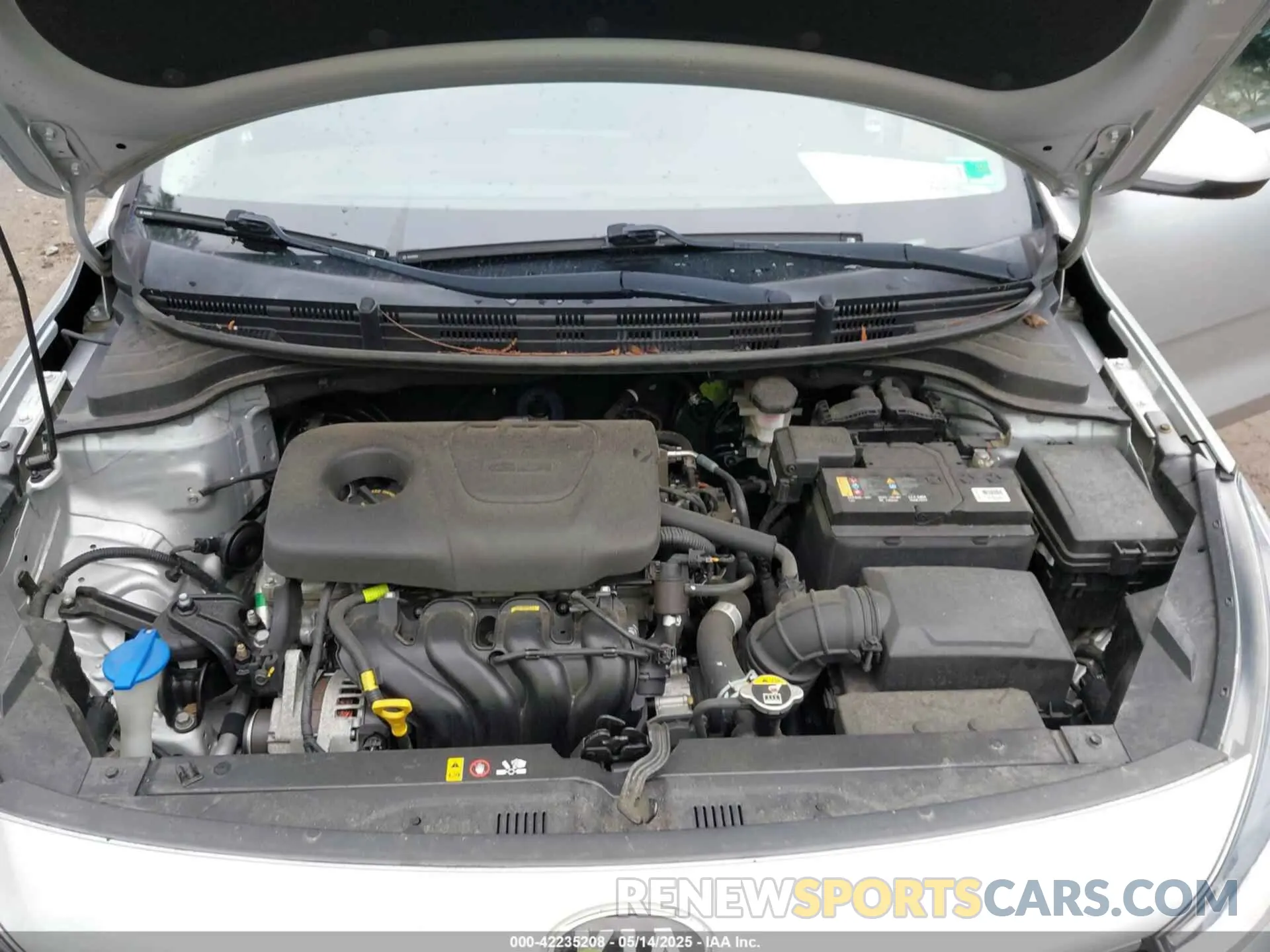 10 fotografías del automóvil dañado 3KPA24AB9KE201430 KIA RIO 2019