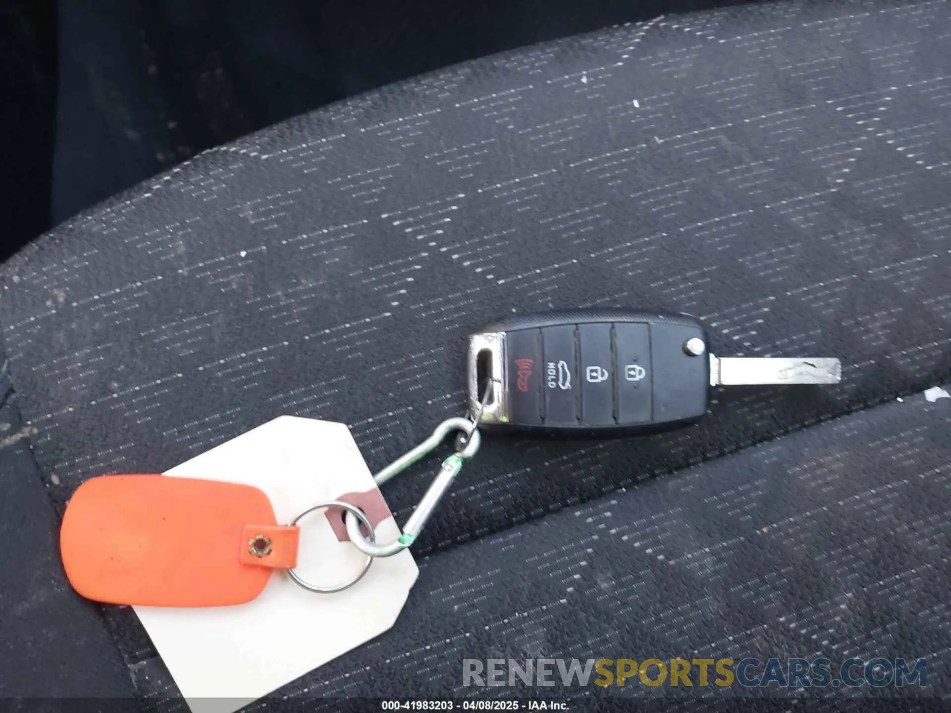 11 fotografías del automóvil dañado 3KPA24AB9KE209902 KIA RIO 2019