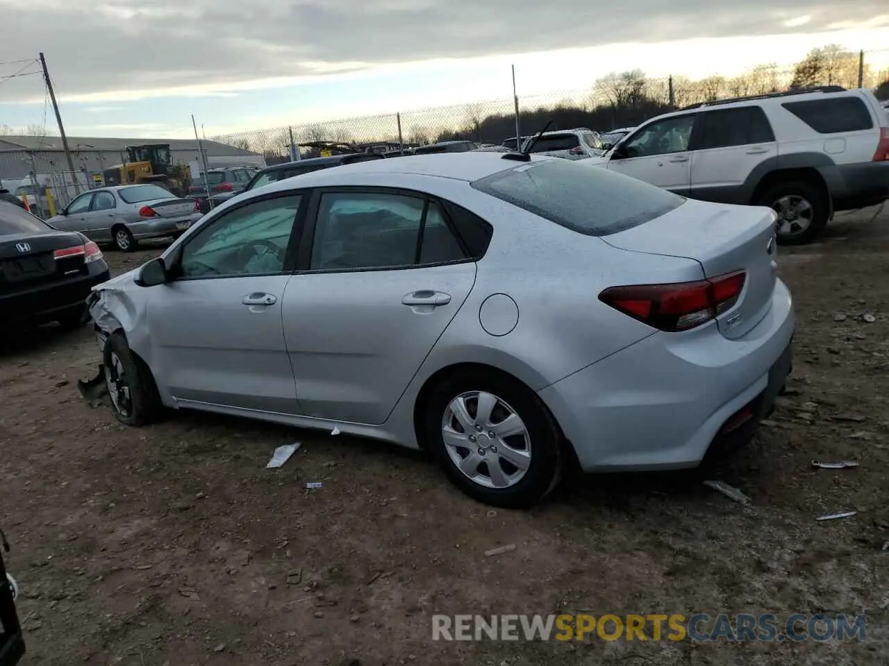 2 fotografías del automóvil dañado 3KPA24ABXKE171614 KIA RIO 2019