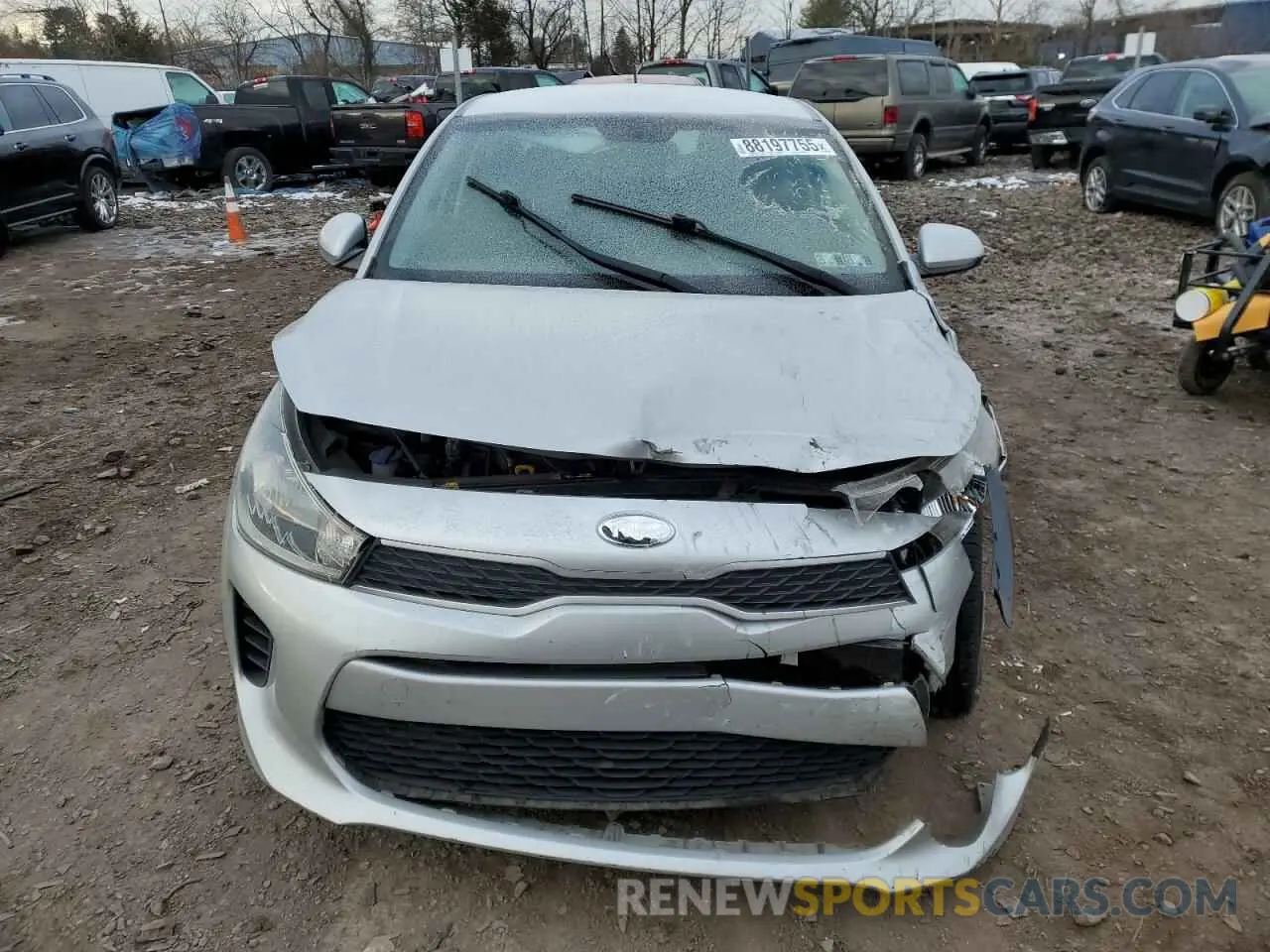5 fotografías del automóvil dañado 3KPA24ABXKE171614 KIA RIO 2019