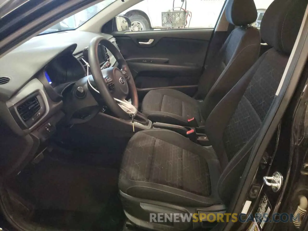 7 fotografías del automóvil dañado 3KPA24AD0LE294485 KIA RIO 2020