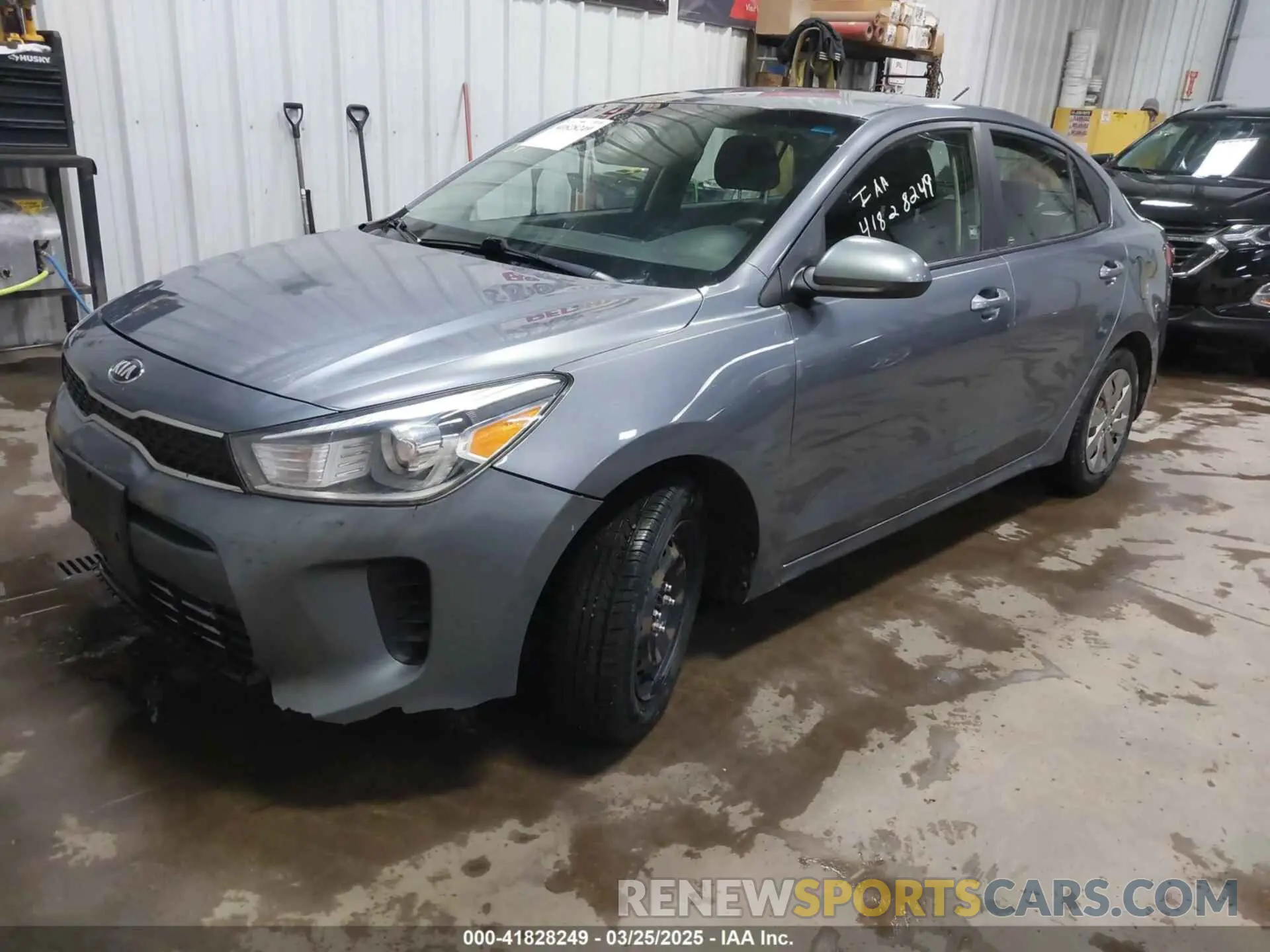 2 fotografías del automóvil dañado 3KPA24AD0LE322706 KIA RIO 2020