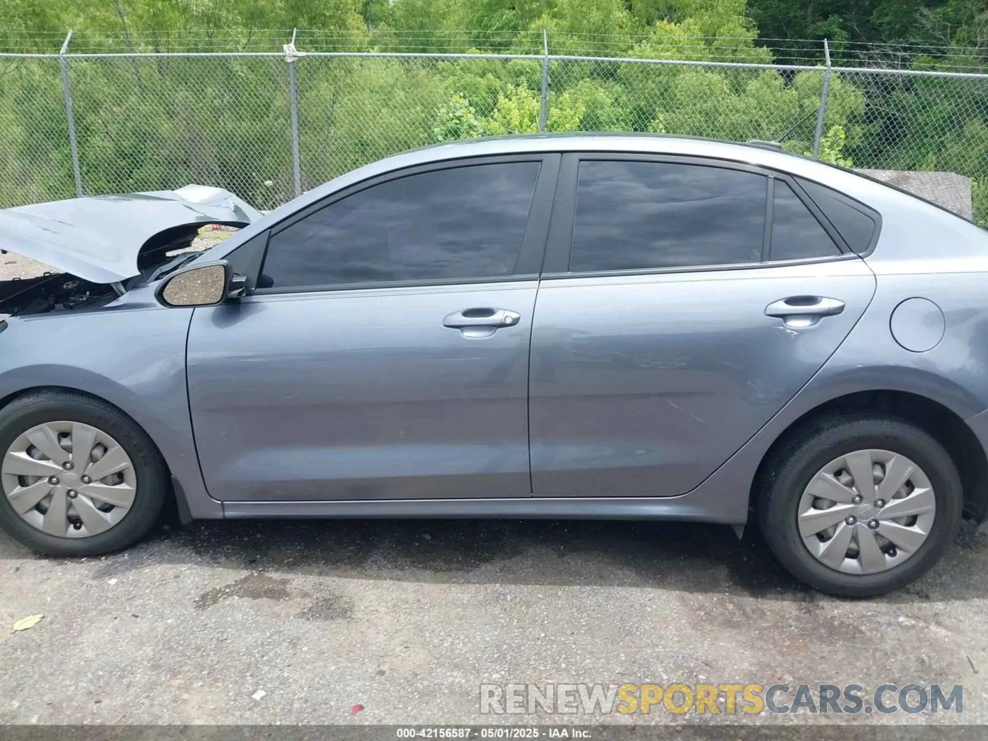 15 fotografías del automóvil dañado 3KPA24AD1LE262502 KIA RIO 2020