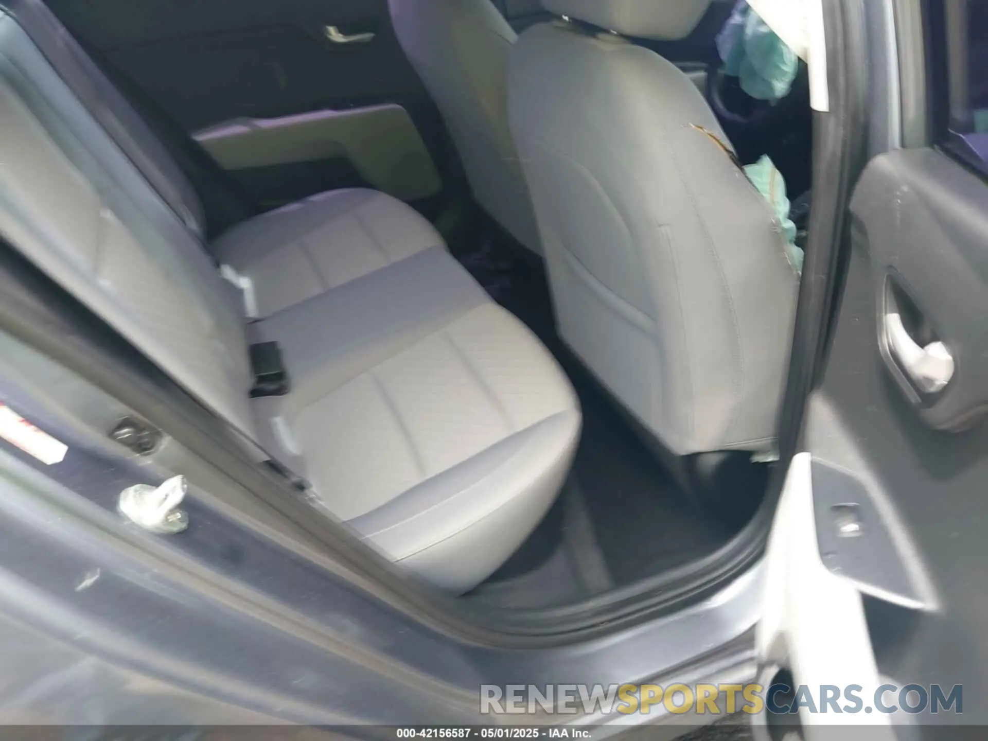 8 fotografías del automóvil dañado 3KPA24AD1LE262502 KIA RIO 2020