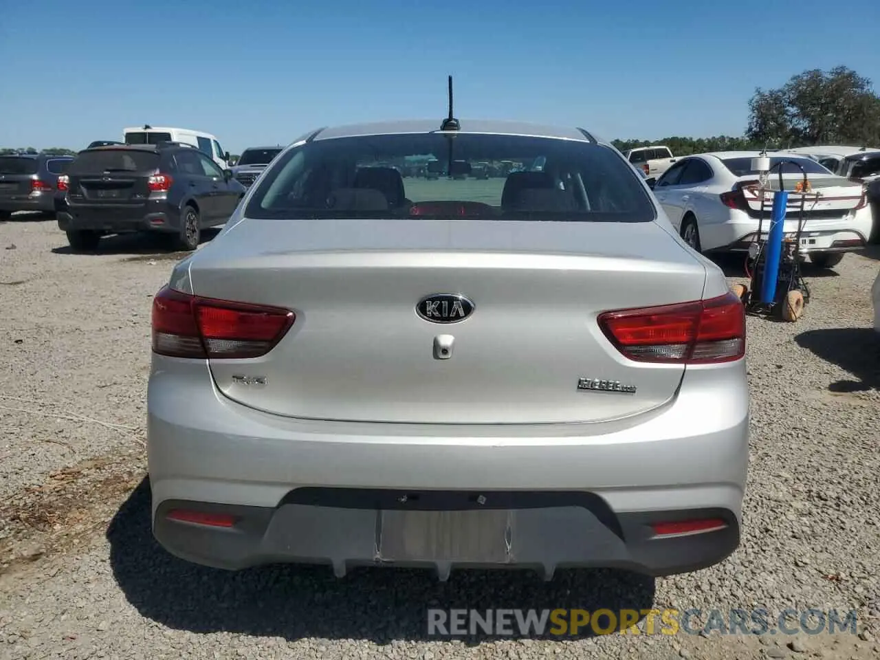 6 fotografías del automóvil dañado 3KPA24AD1LE284001 KIA RIO 2020