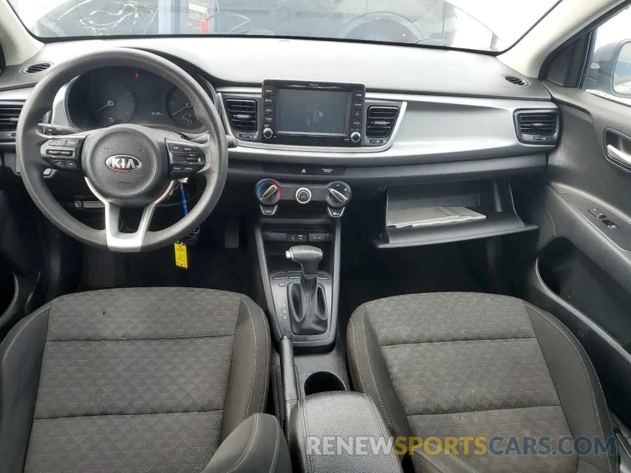 8 fotografías del automóvil dañado 3KPA24AD1LE312573 KIA RIO 2020