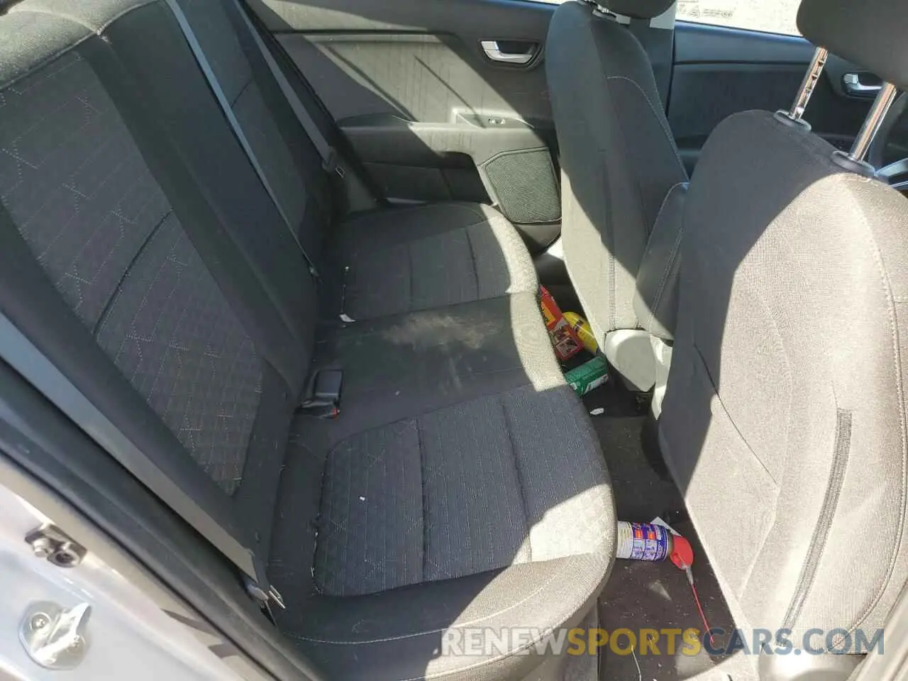 10 fotografías del automóvil dañado 3KPA24AD1LE321872 KIA RIO 2020