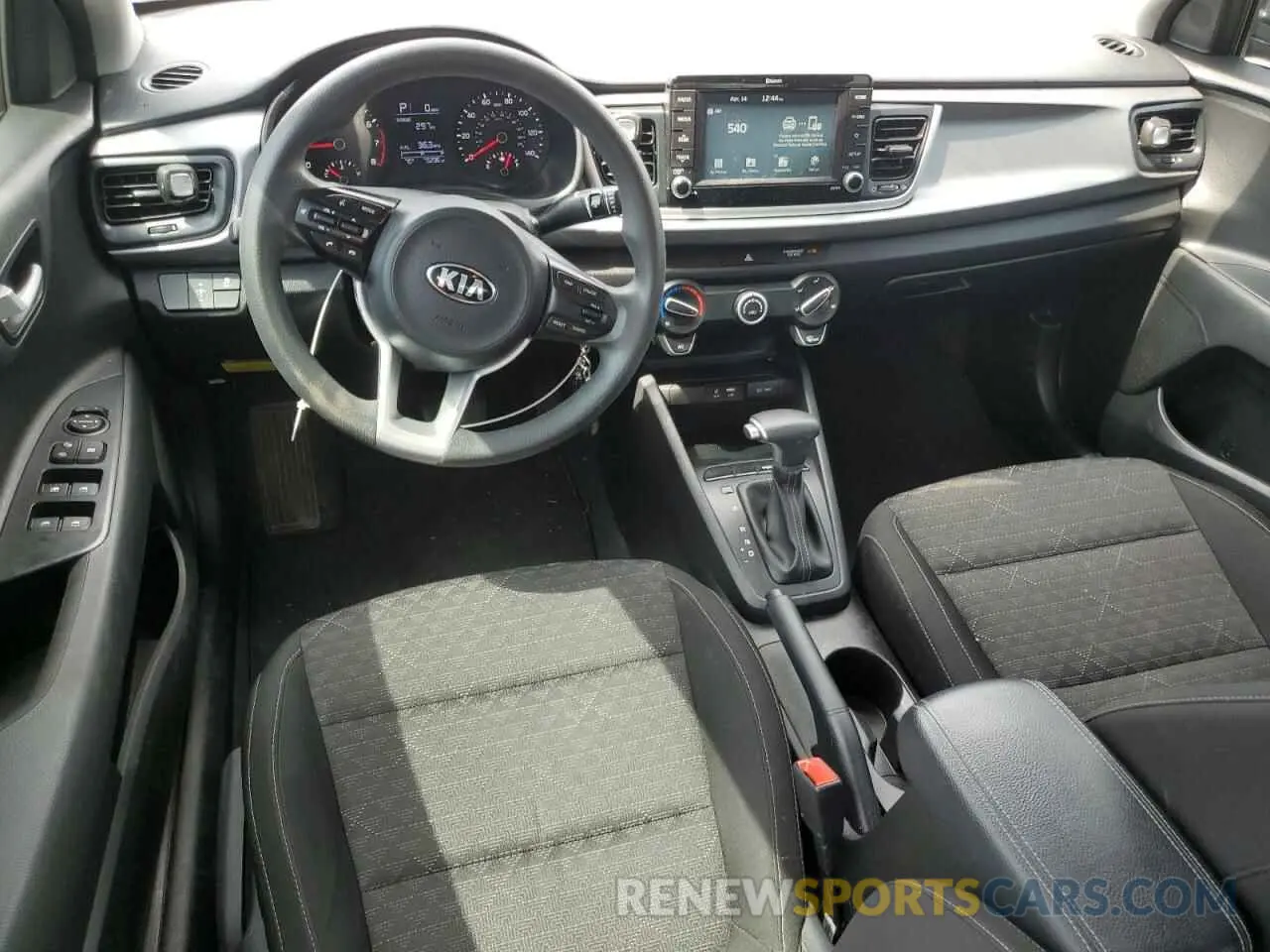 8 fotografías del automóvil dañado 3KPA24AD1LE337277 KIA RIO 2020