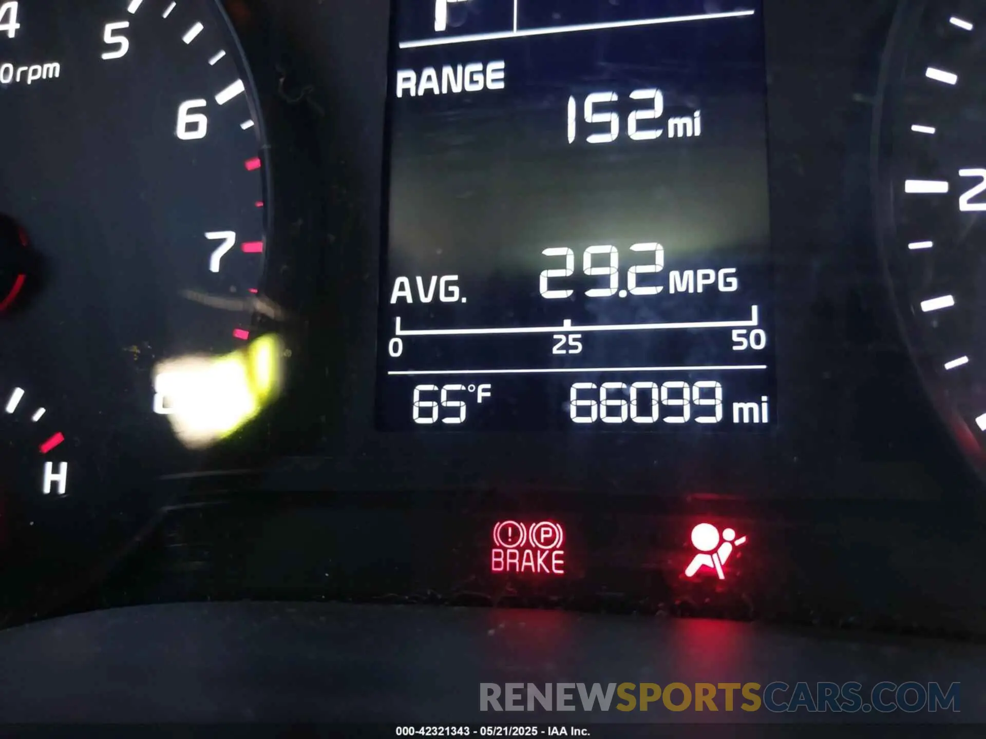 16 fotografías del automóvil dañado 3KPA24AD2LE283536 KIA RIO 2020