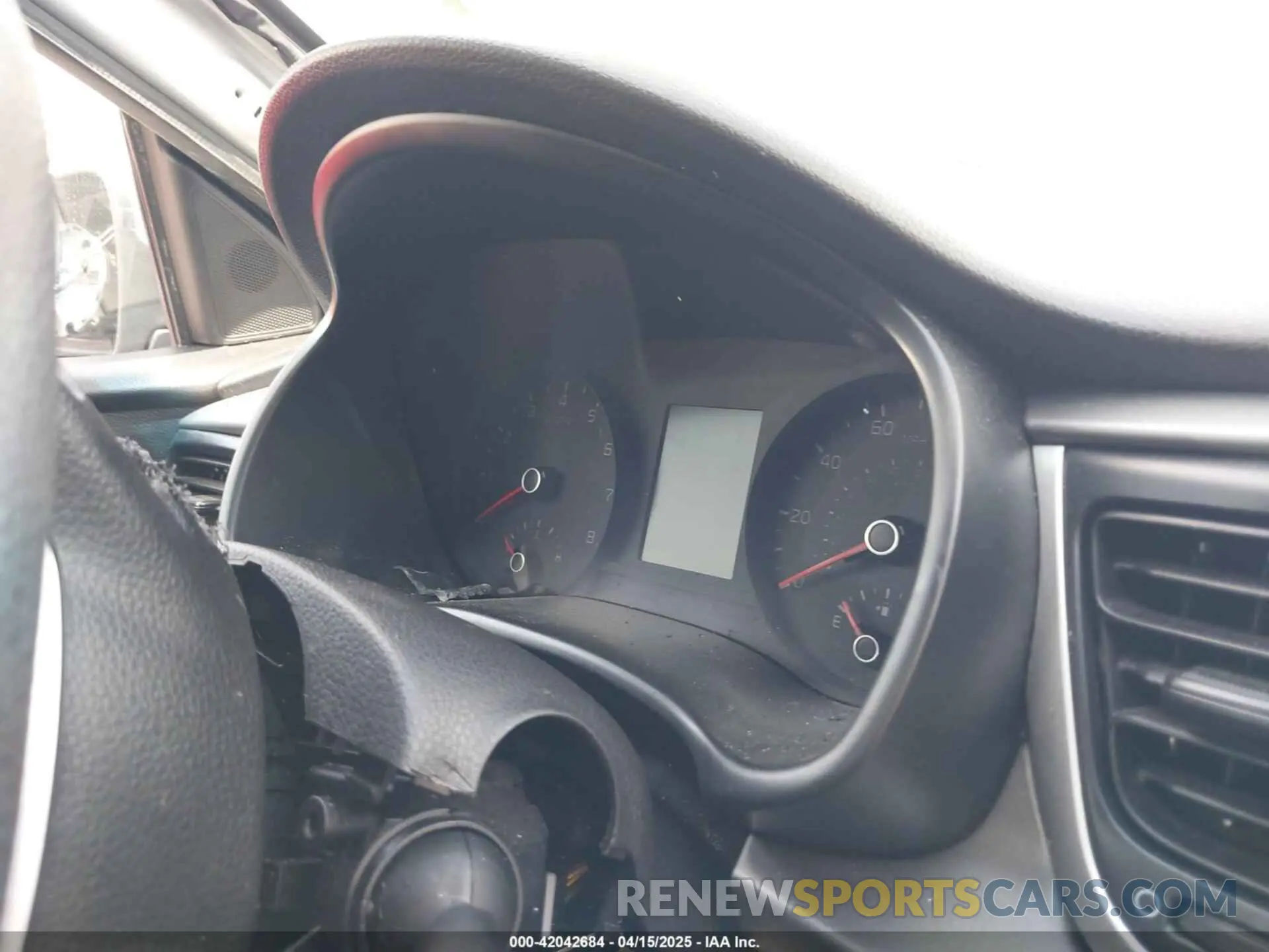 14 fotografías del automóvil dañado 3KPA24AD2LE294455 KIA RIO 2020