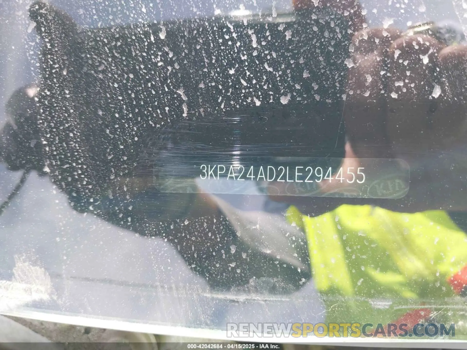 9 fotografías del automóvil dañado 3KPA24AD2LE294455 KIA RIO 2020