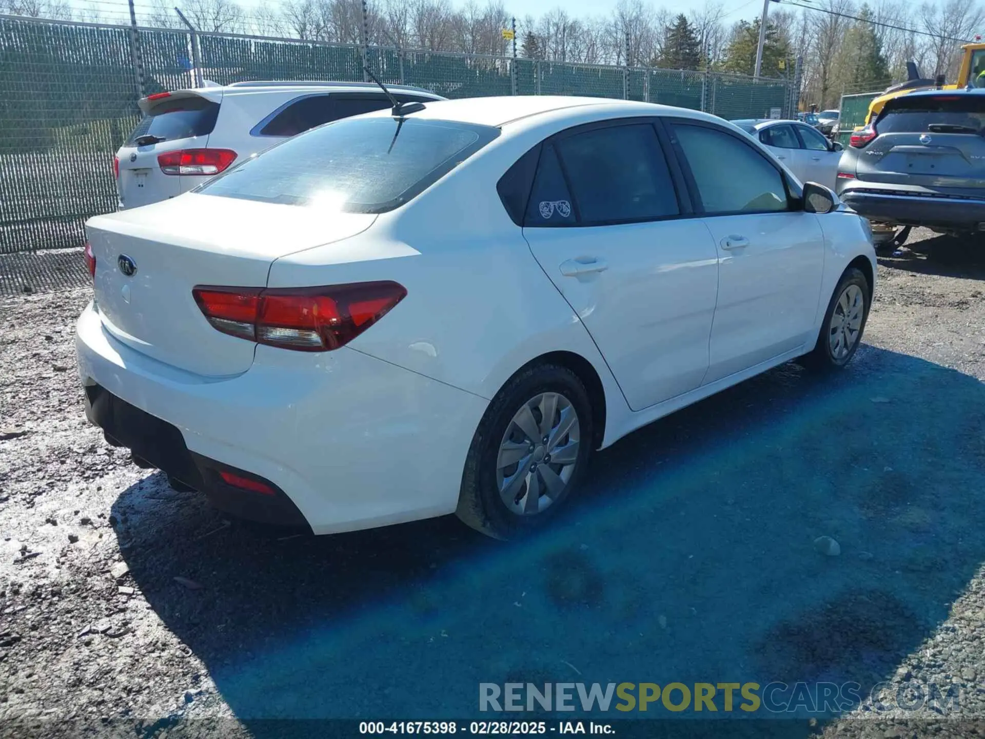 4 fotografías del automóvil dañado 3KPA24AD3LE279494 KIA RIO 2020
