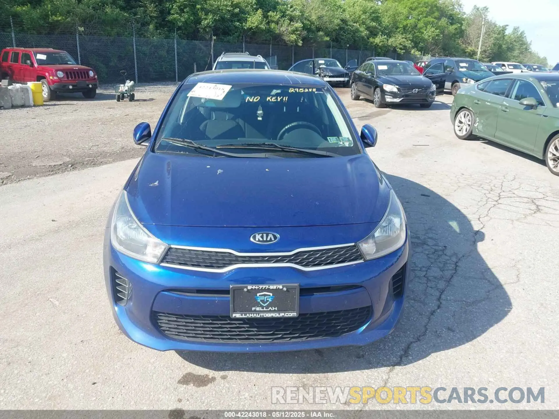 12 fotografías del automóvil dañado 3KPA24AD3LE295288 KIA RIO 2020