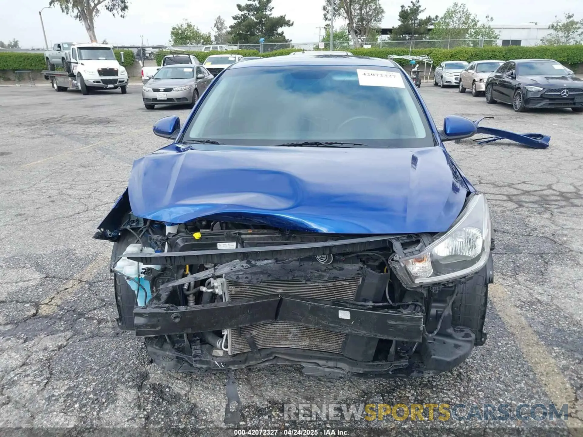 13 fotografías del automóvil dañado 3KPA24AD4LE258976 KIA RIO 2020