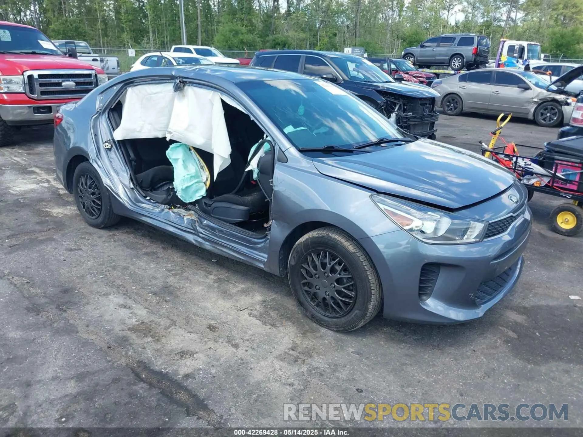 1 fotografías del automóvil dañado 3KPA24AD4LE284848 KIA RIO 2020